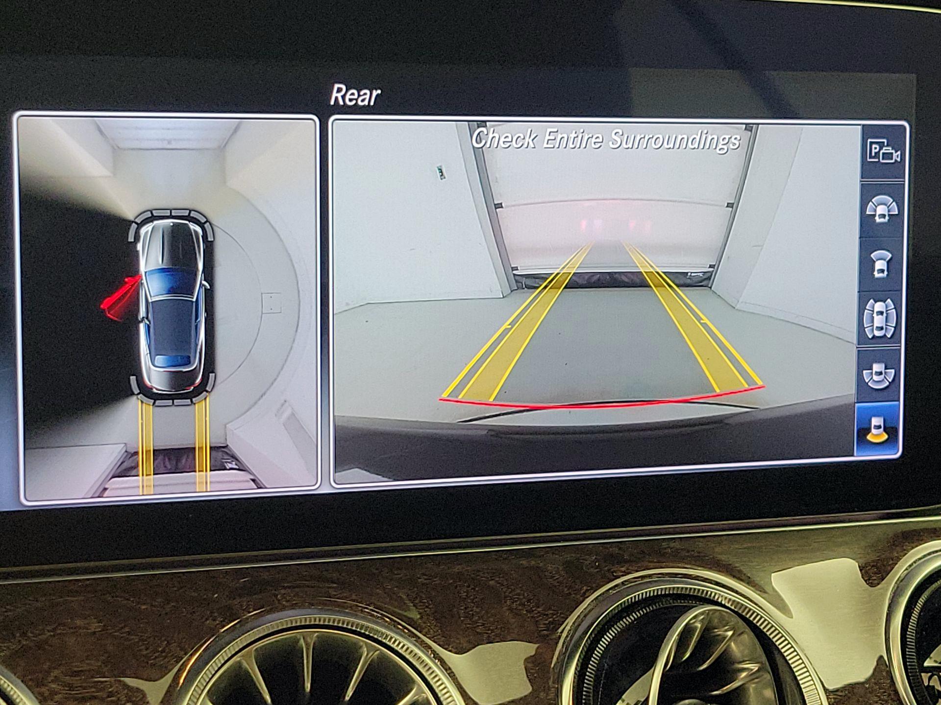 Thumbnail: 2018 Mercedes-Benz E-Class - 15