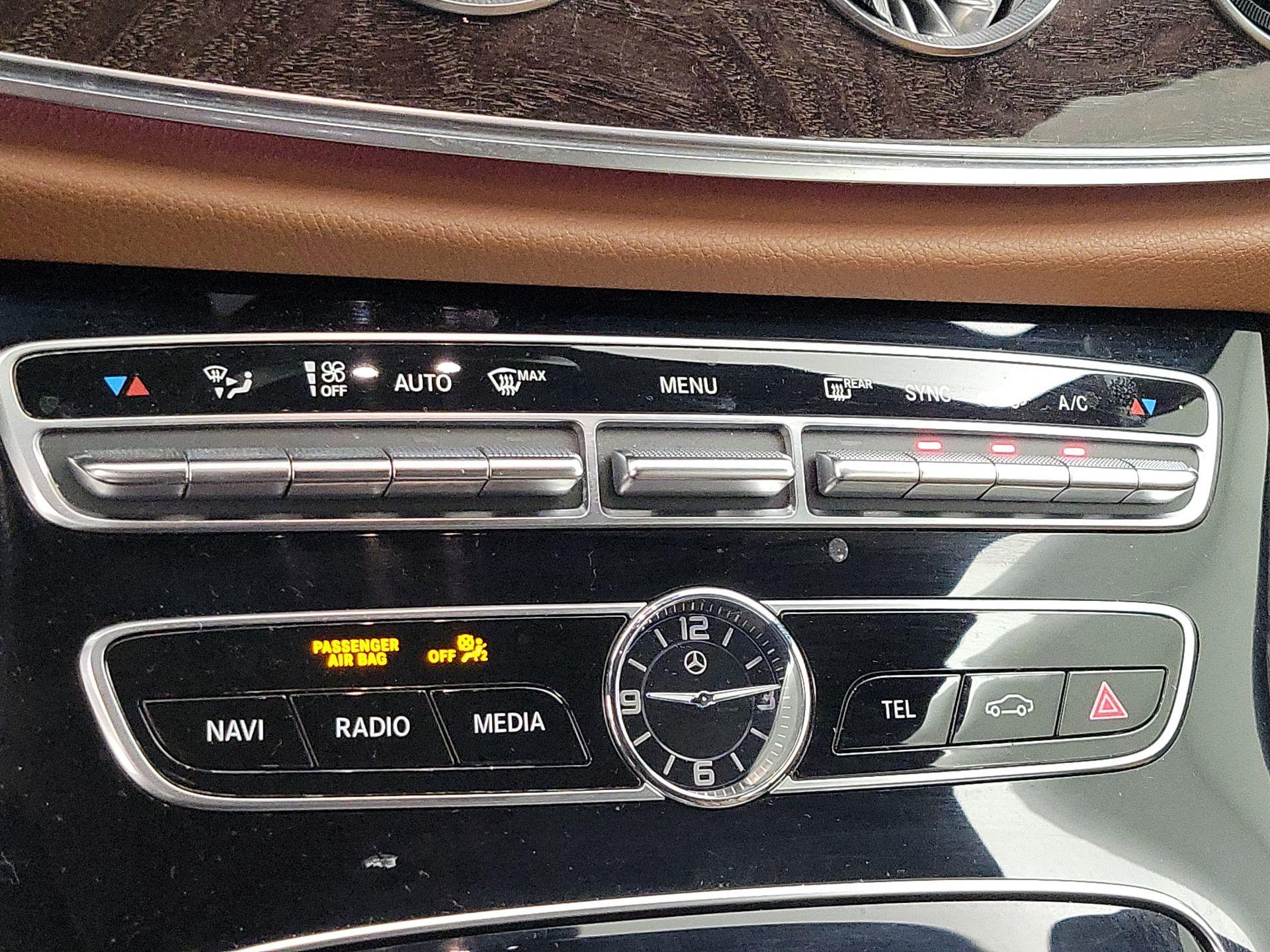 Thumbnail: 2018 Mercedes-Benz E-Class - 17