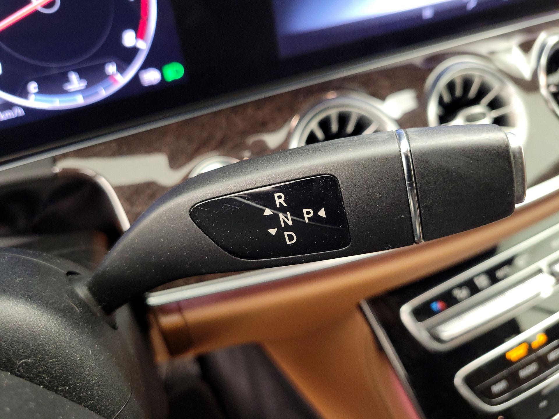 Thumbnail: 2018 Mercedes-Benz E-Class - 18