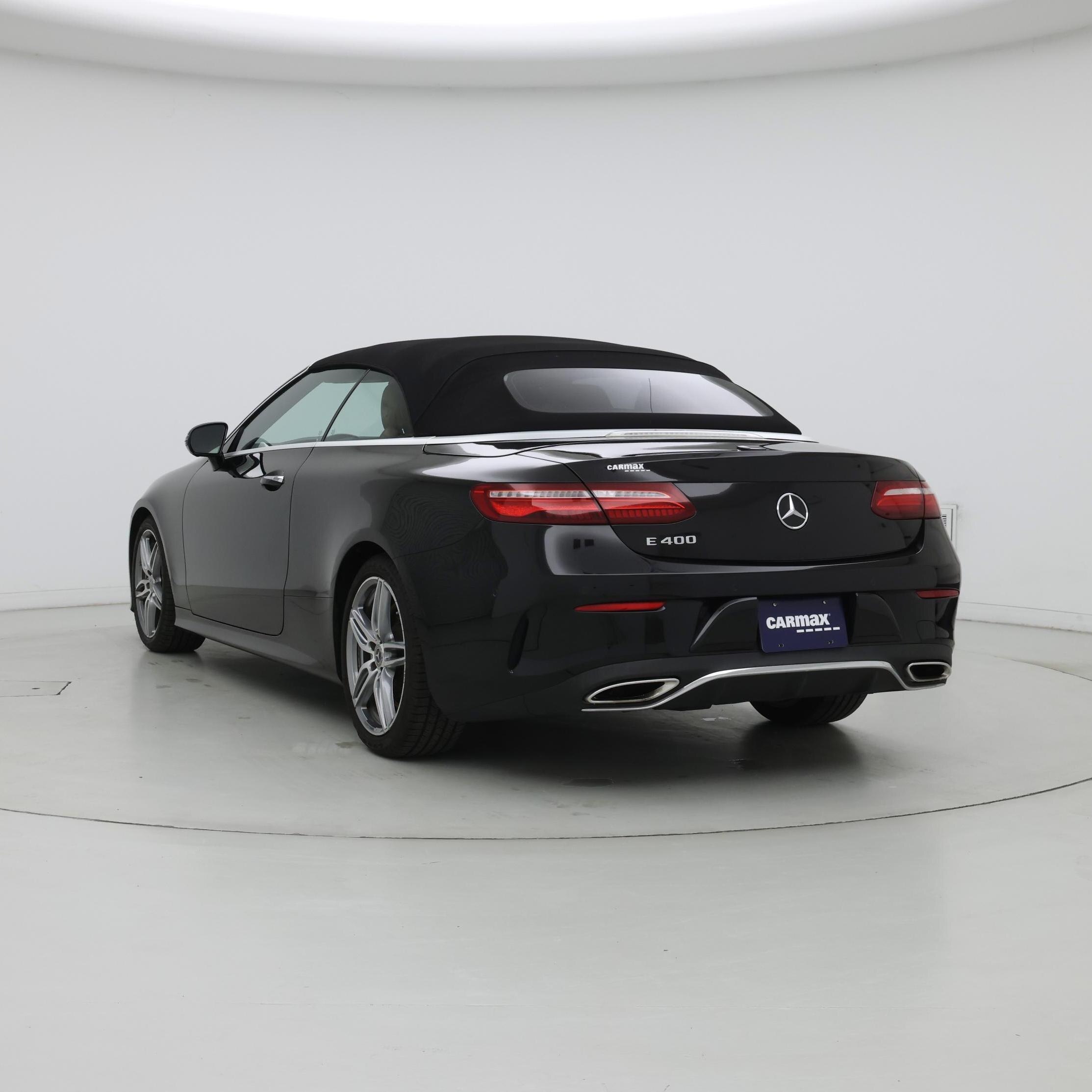 Thumbnail: 2018 Mercedes-Benz E-Class - 2