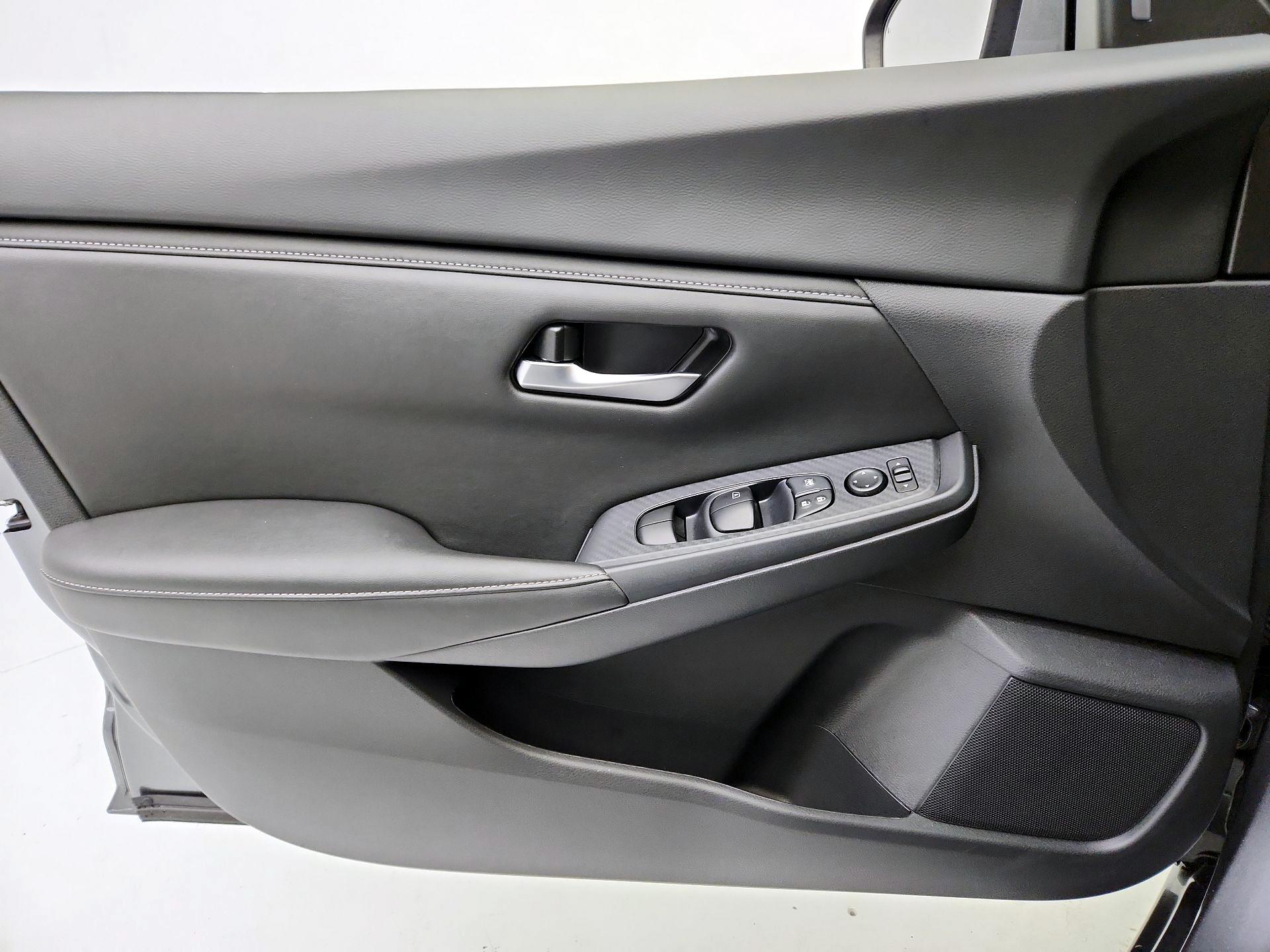 Thumbnail: 2024 Nissan Sentra - 12