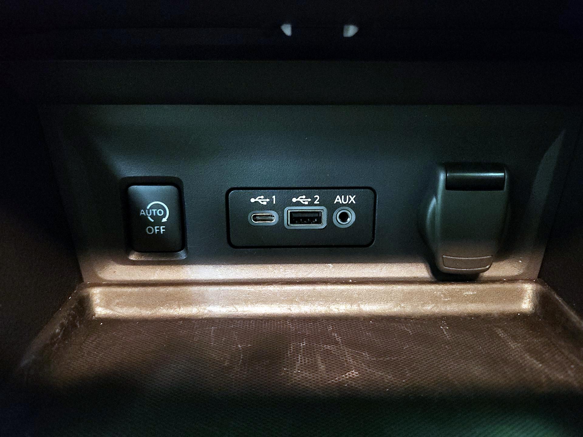 Thumbnail: 2024 Nissan Sentra - 18