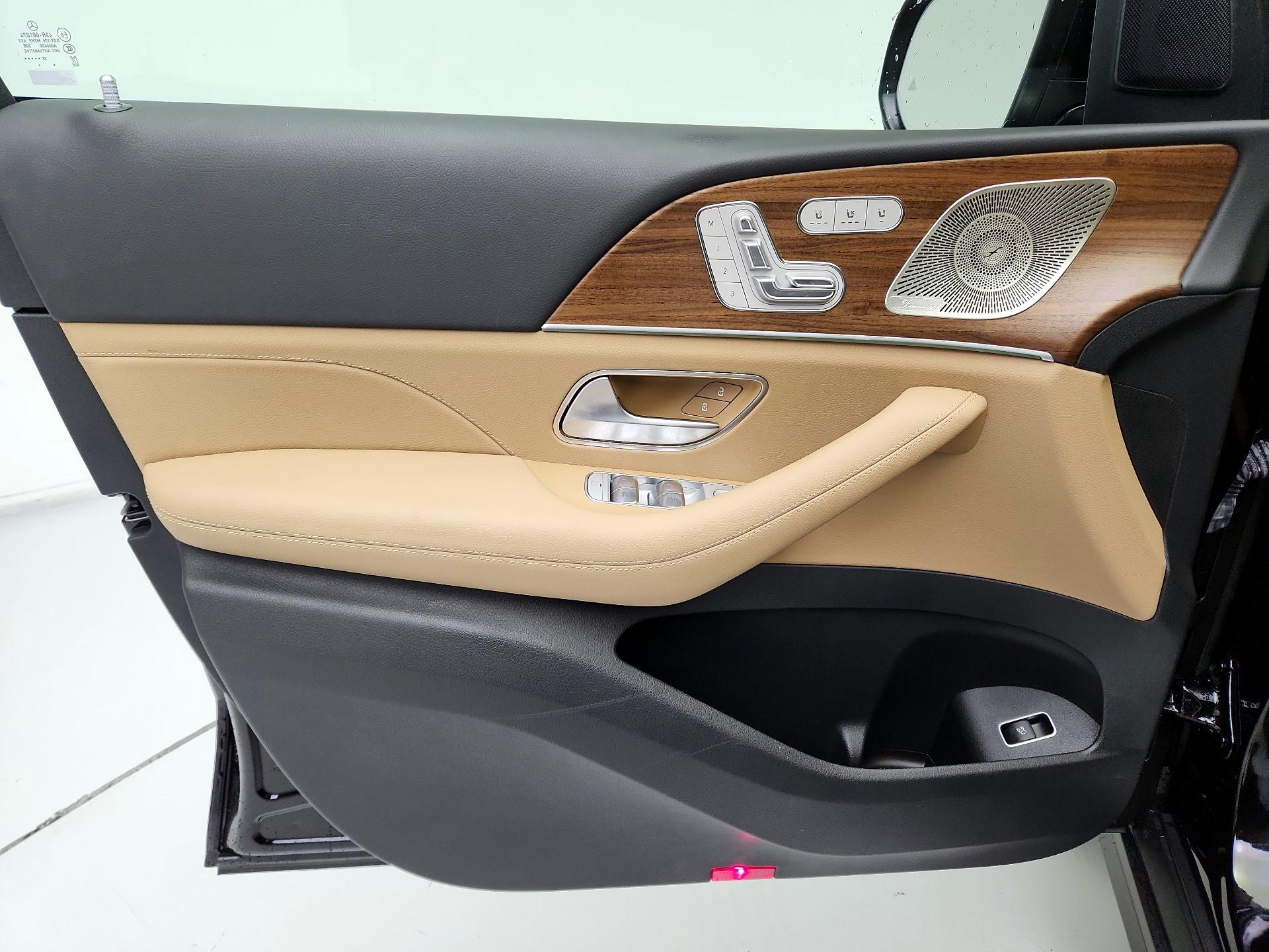 Thumbnail: 2024 Mercedes-Benz GLS - 12