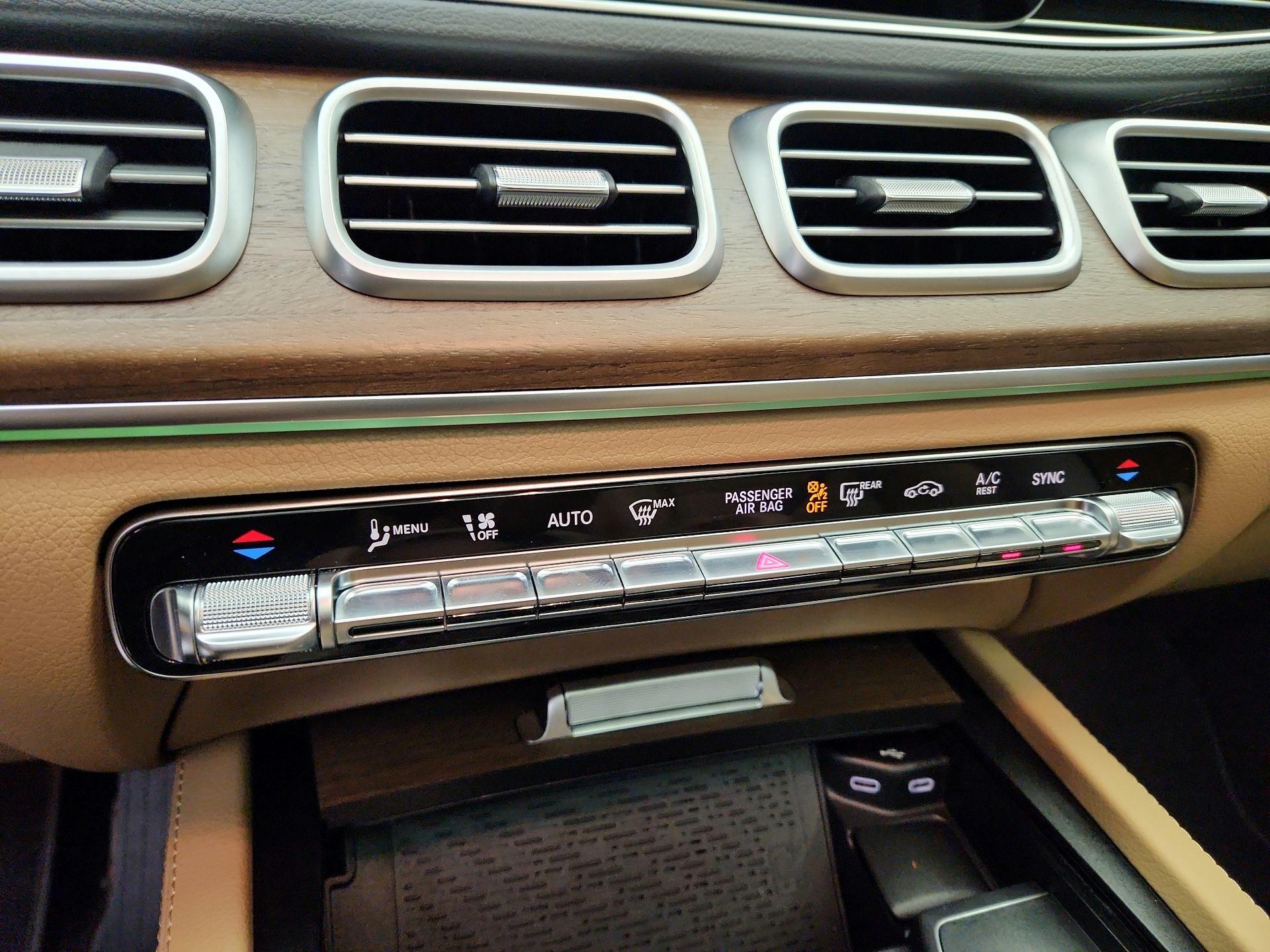 Thumbnail: 2024 Mercedes-Benz GLS - 17