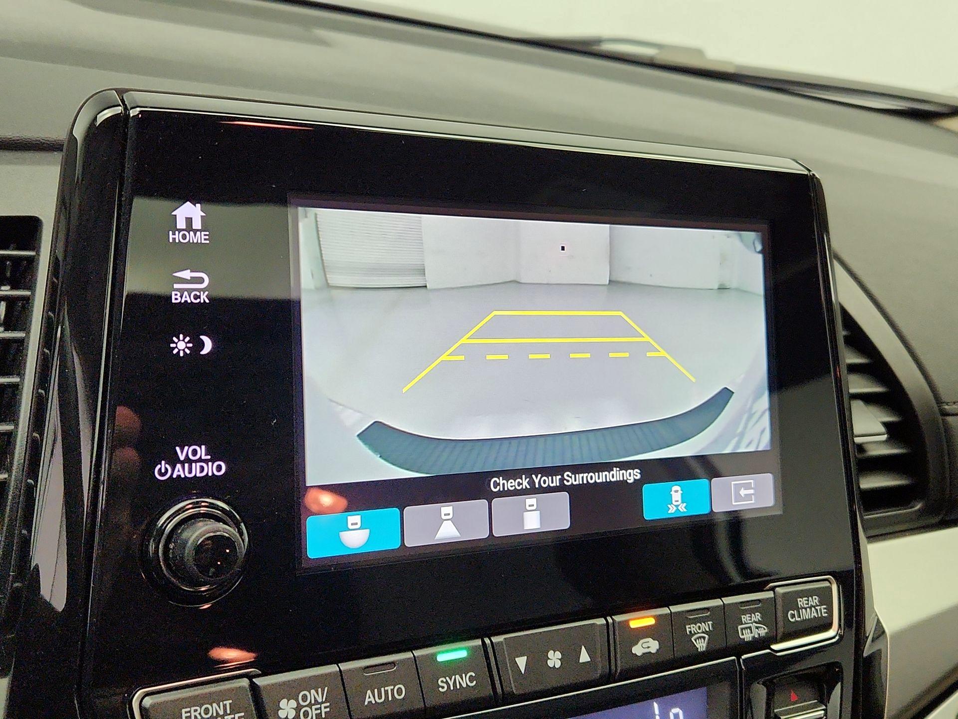 Thumbnail: 2021 Honda Odyssey - 15