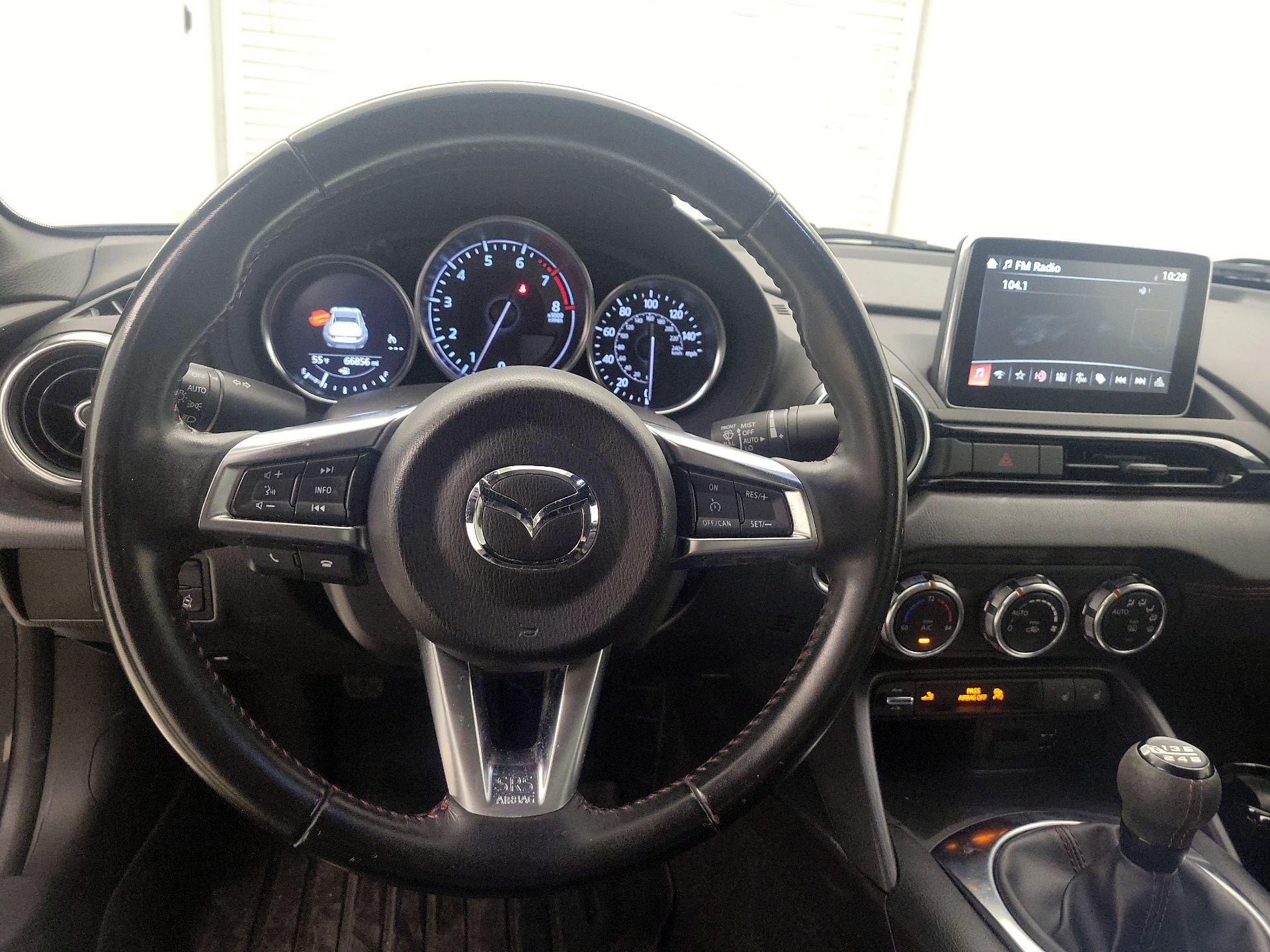 Thumbnail: 2017 Mazda MX-5 Miata - 10