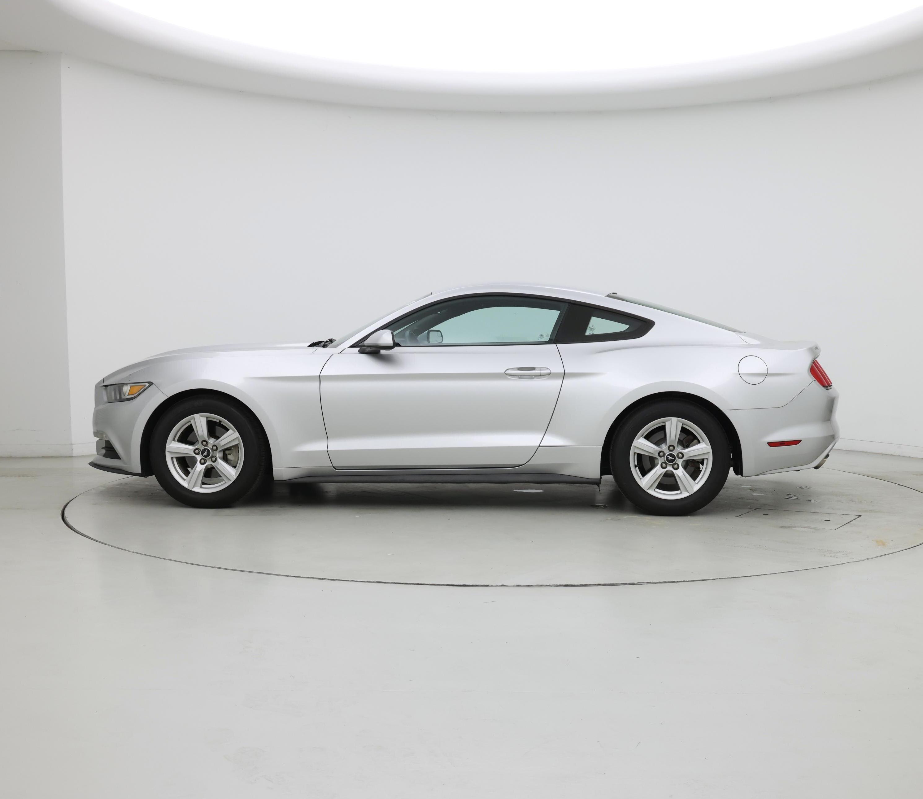 Thumbnail: 2017 Ford Mustang - 3