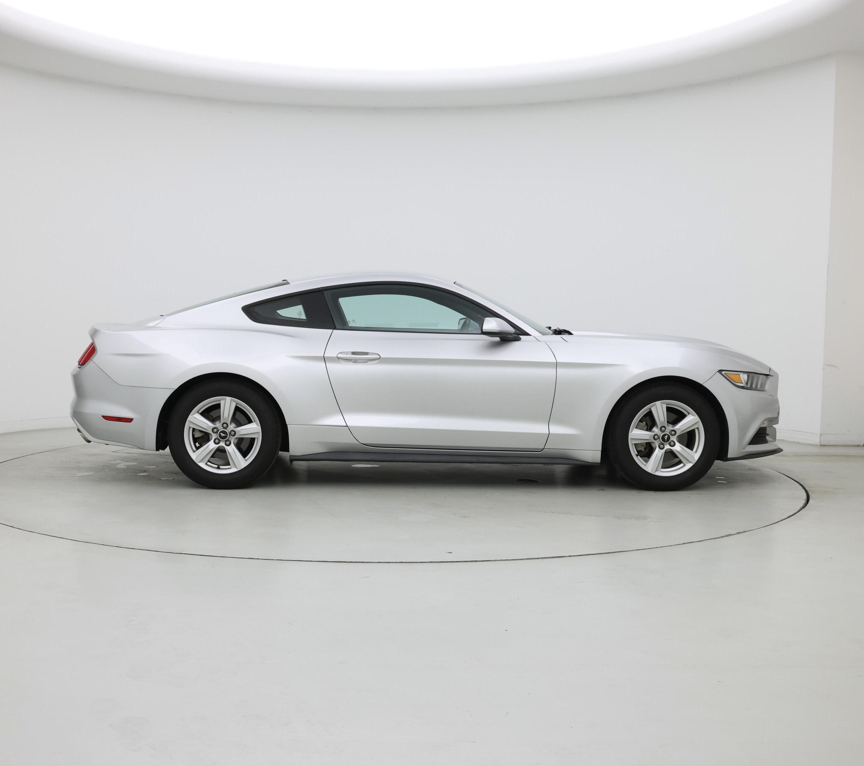 Thumbnail: 2017 Ford Mustang - 7