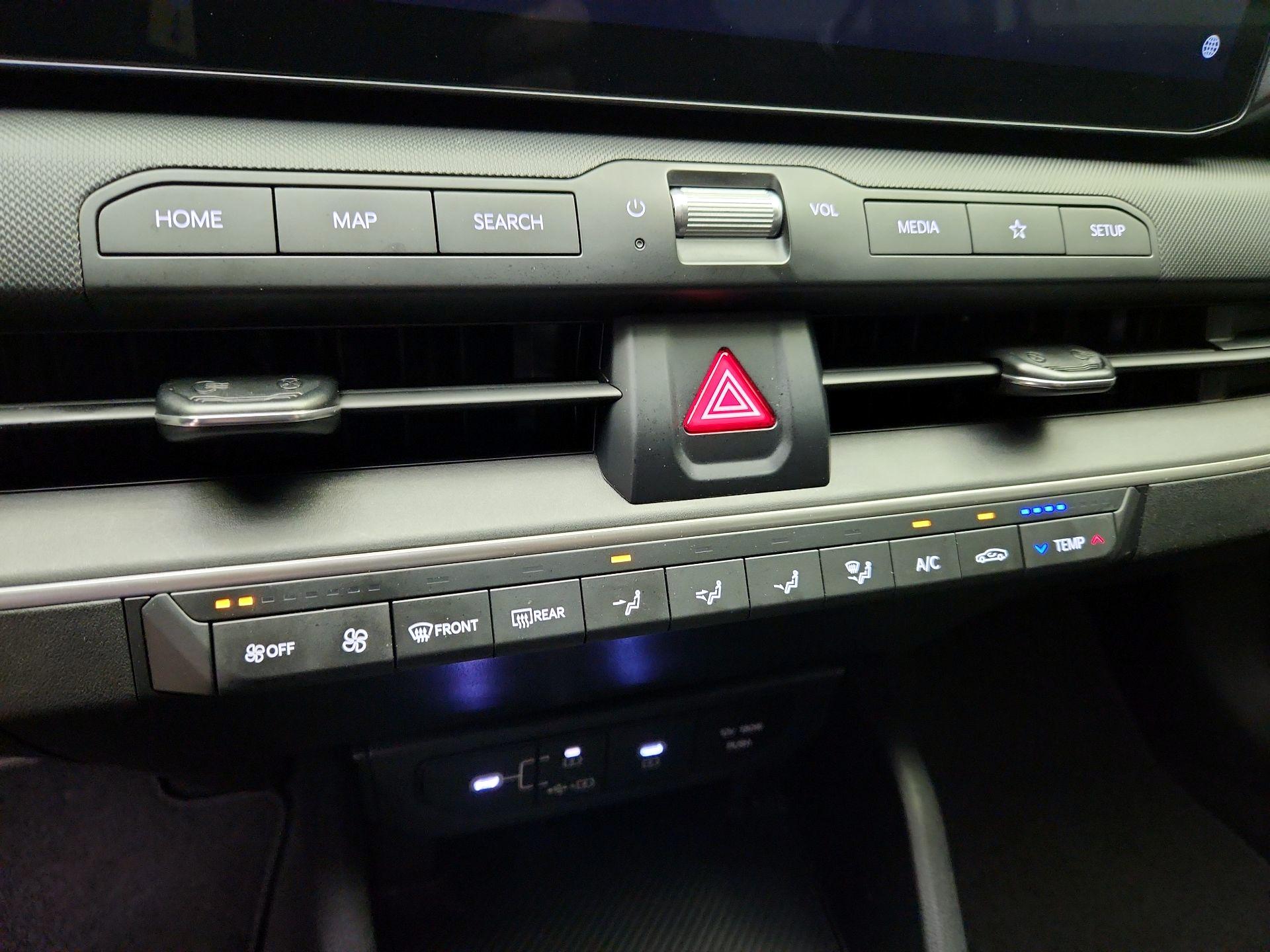 Thumbnail: 2025 Kia K4 - 16