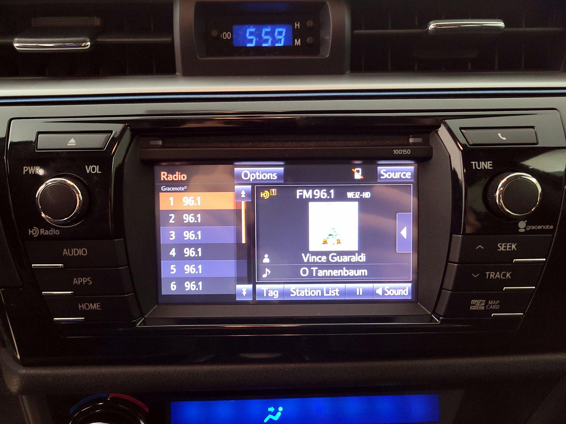 Thumbnail: 2014 Toyota Corolla - 16