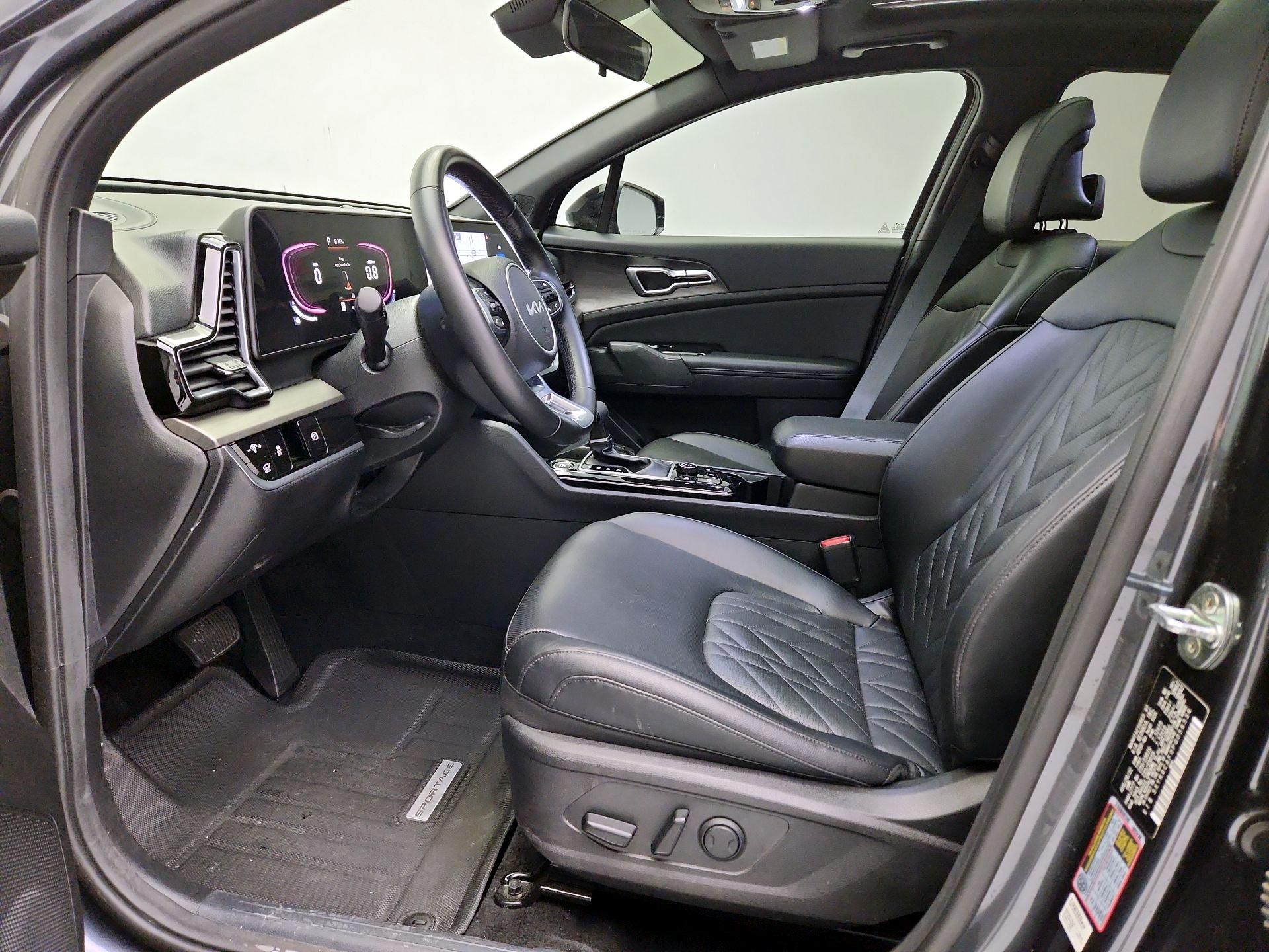 Thumbnail: 2023 Kia Sportage - 11