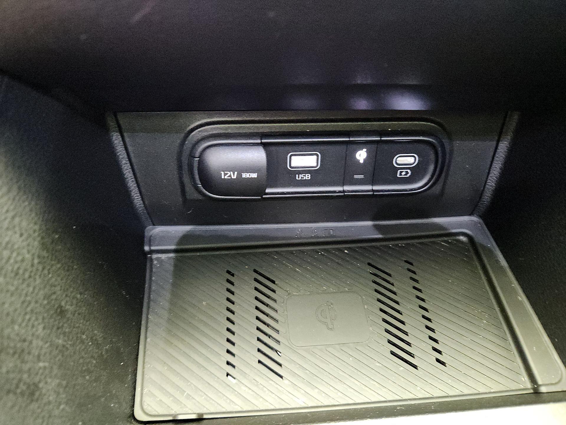 Thumbnail: 2023 Kia Sportage - 19