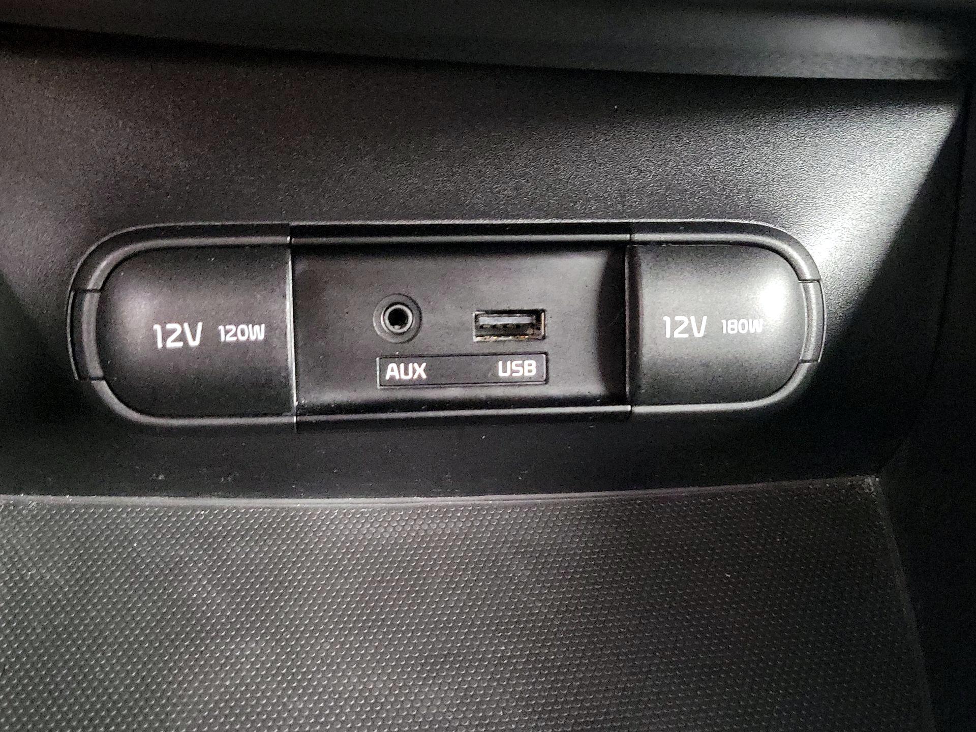 Thumbnail: 2015 Kia Soul - 17