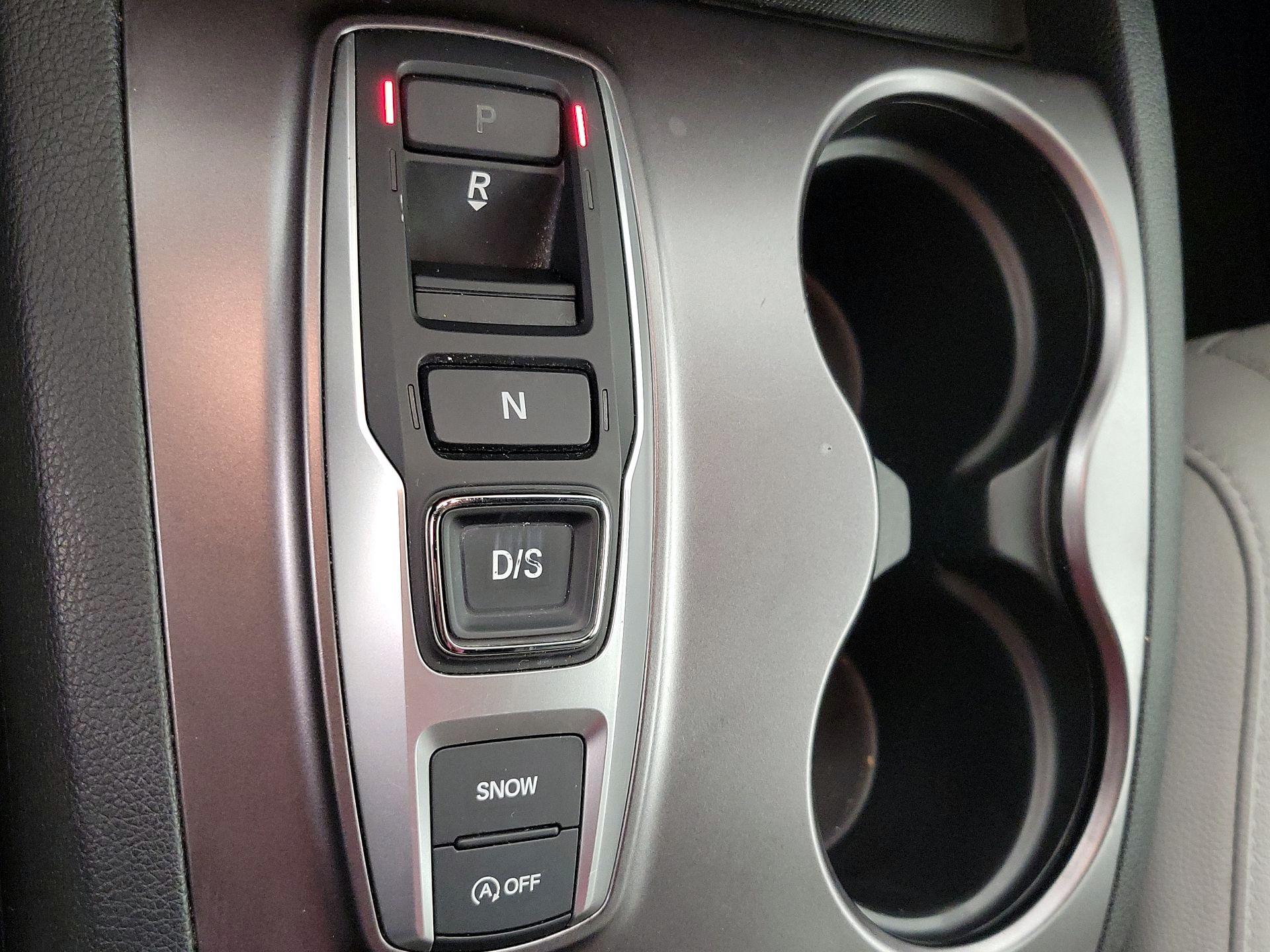 Thumbnail: 2019 Honda Passport - 17