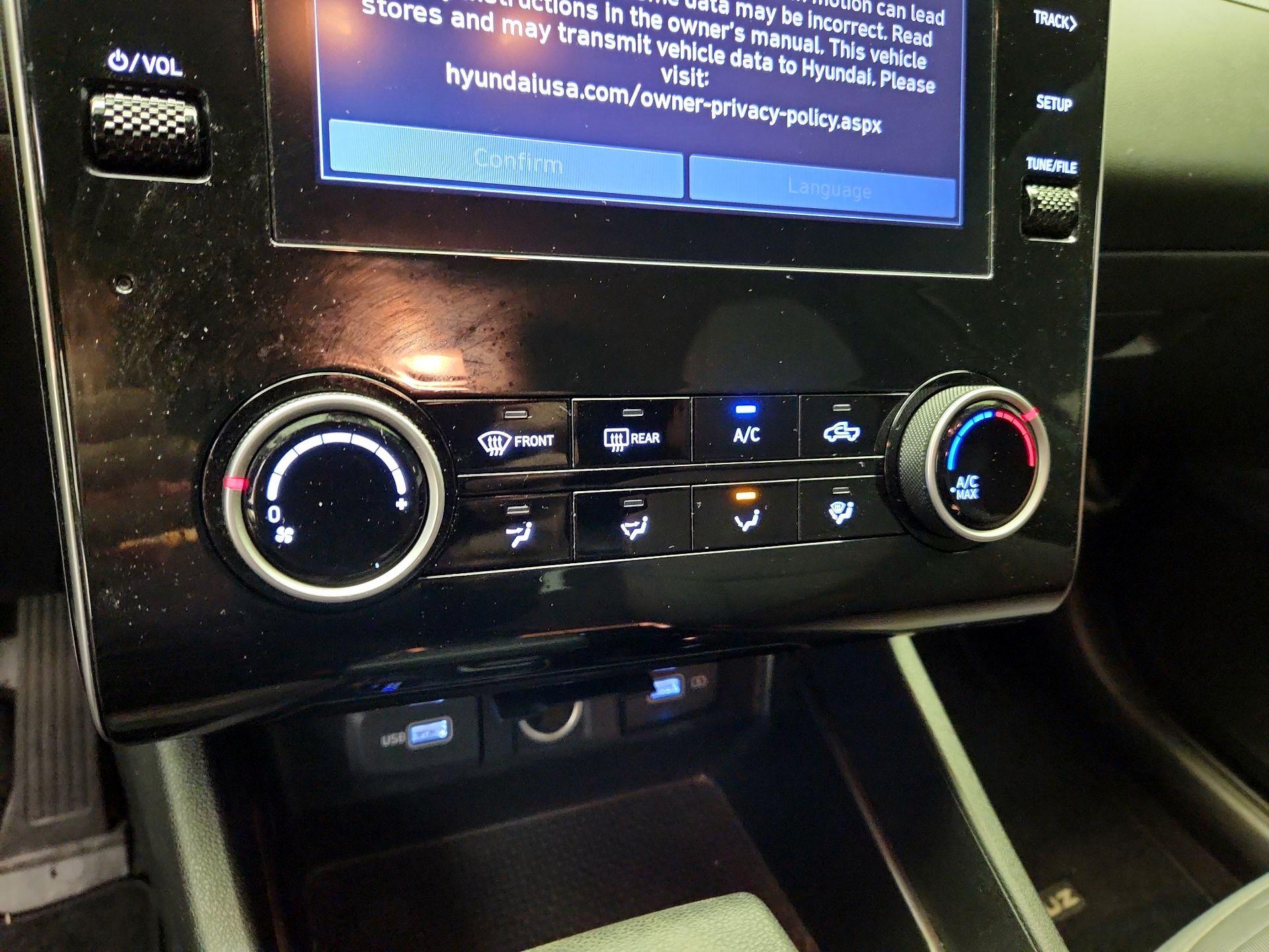 Thumbnail: 2022 Hyundai Santa Cruz - 16