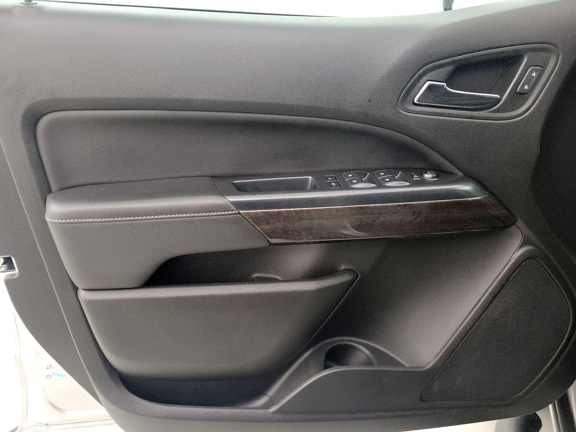 Thumbnail: 2018 GMC Canyon - 12