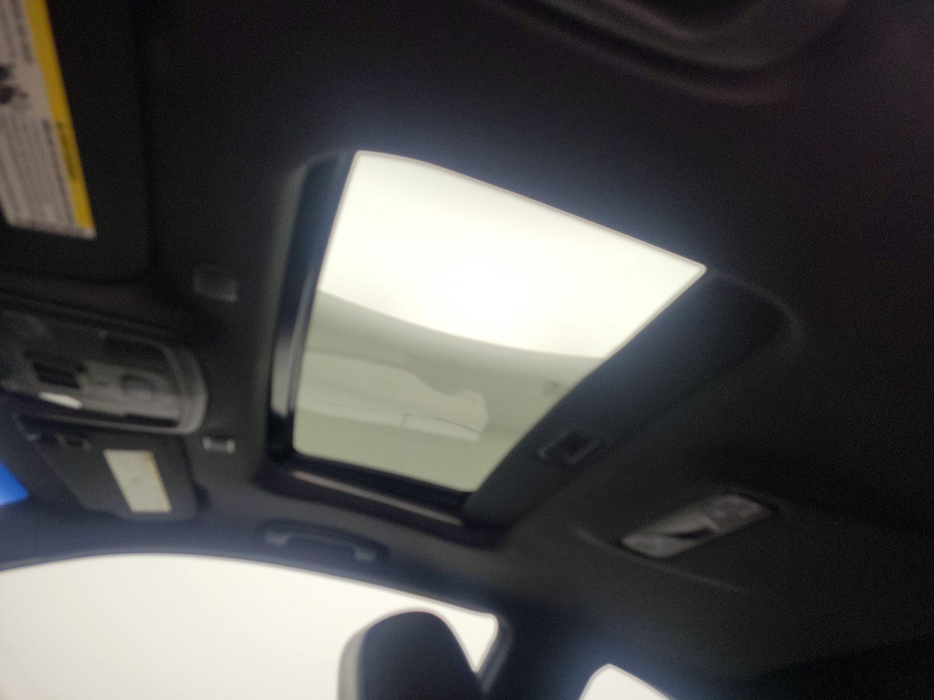 Thumbnail: 2018 Cadillac ATS - 18