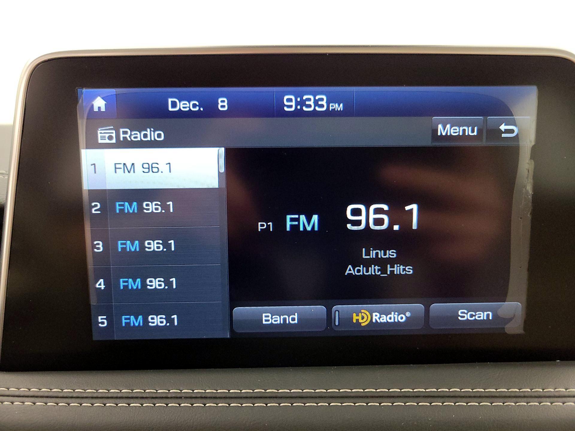 Thumbnail: 2019 Genesis G70 - 16