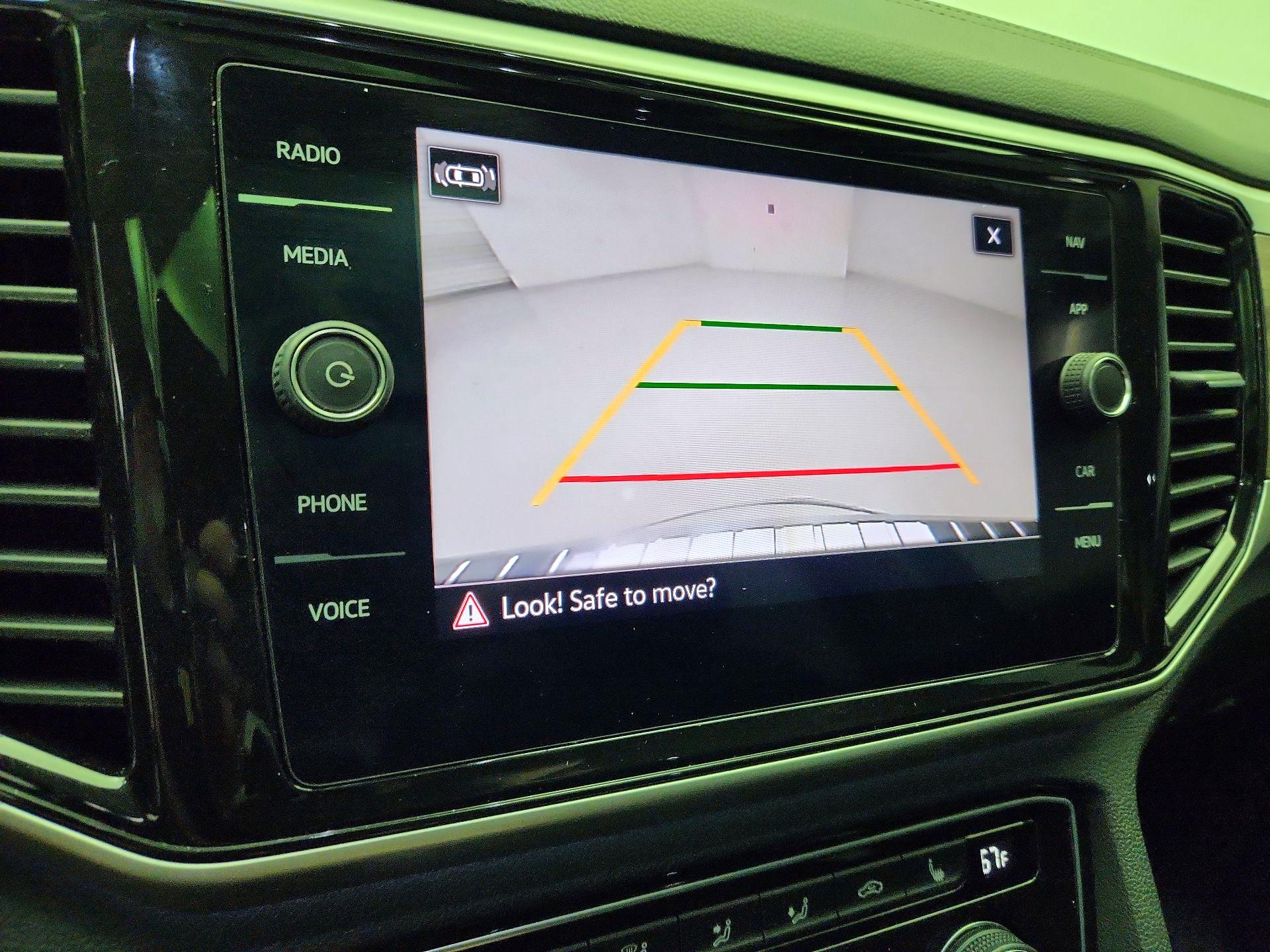 Thumbnail: 2021 Volkswagen Atlas - 15