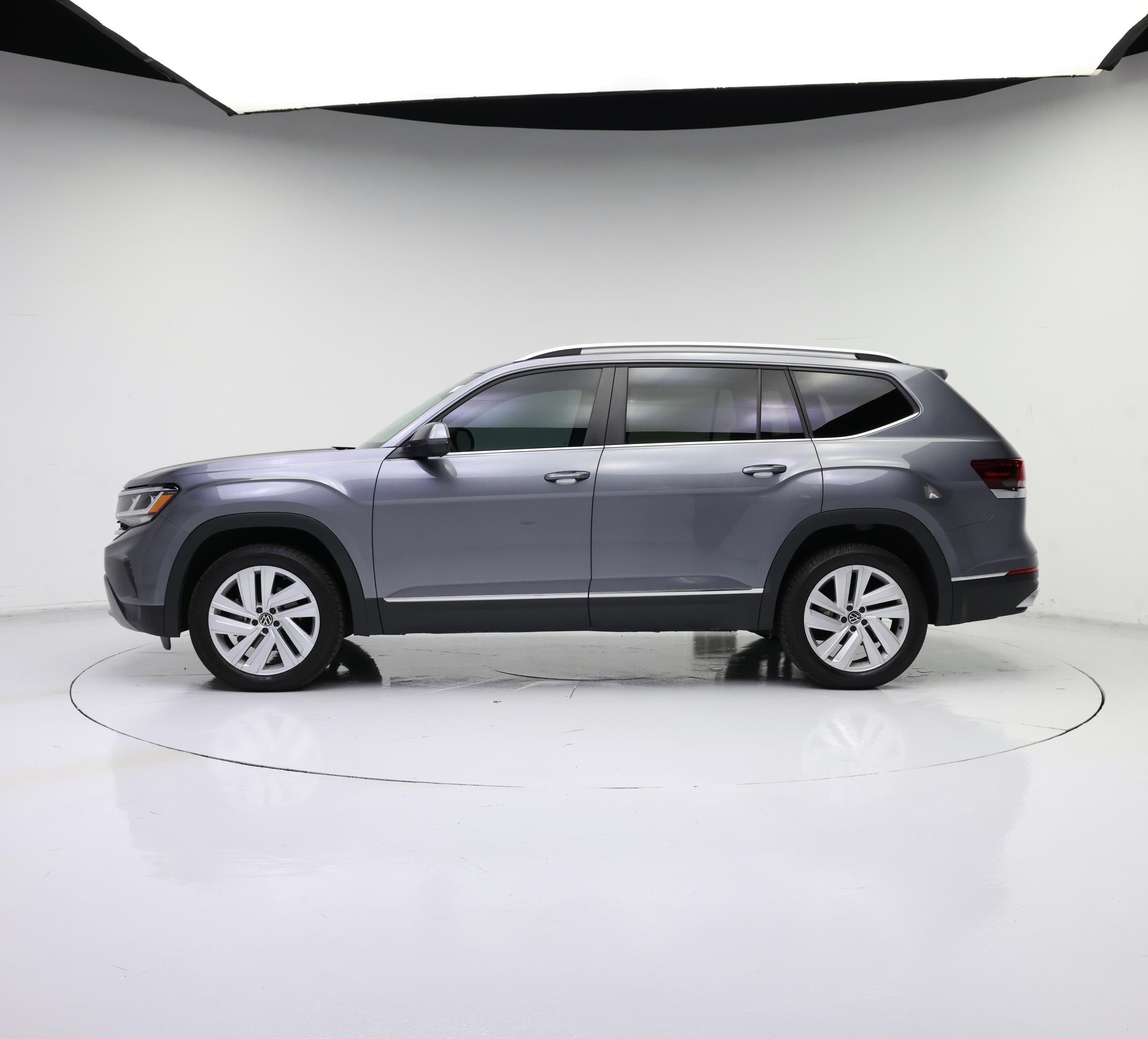 Thumbnail: 2021 Volkswagen Atlas - 3