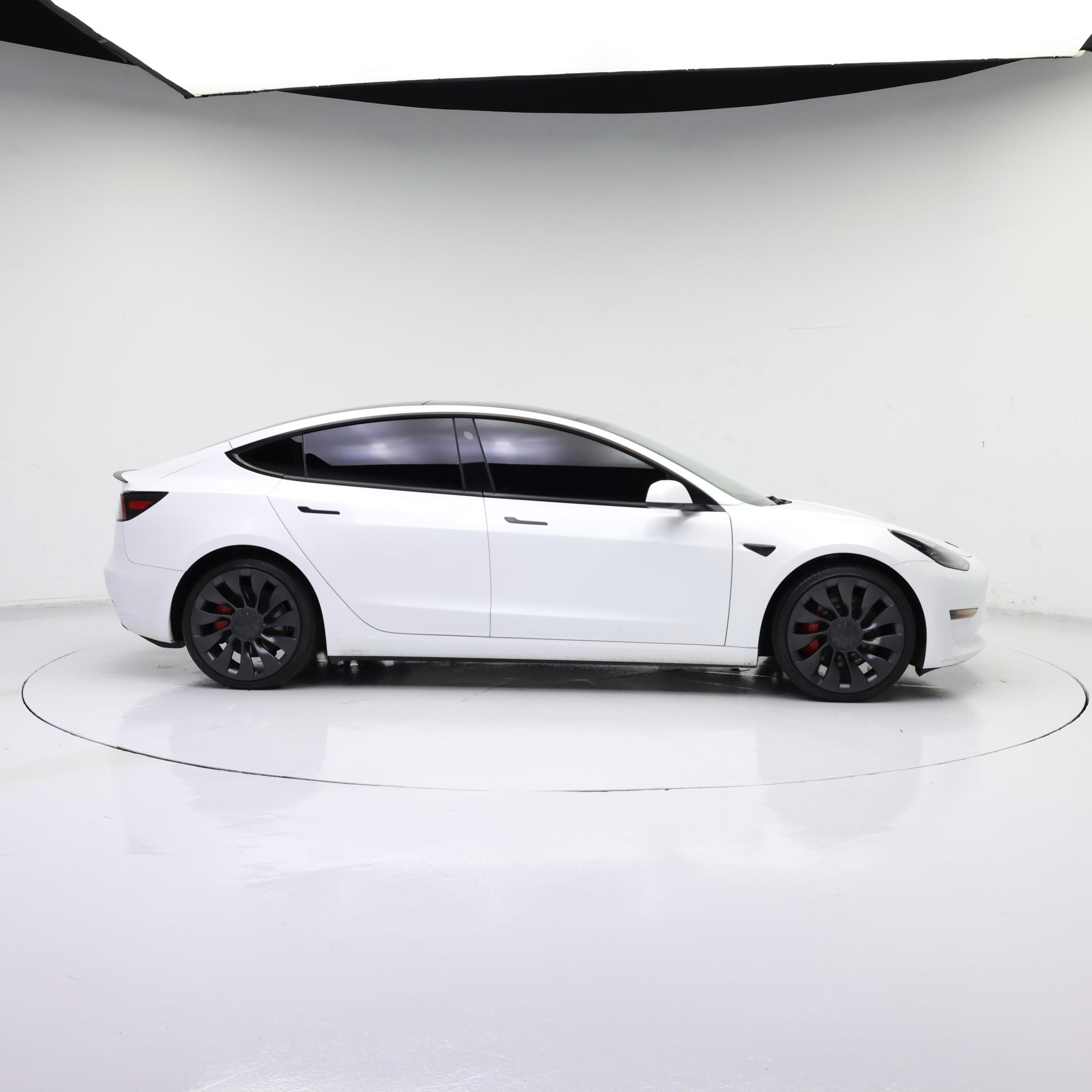 Thumbnail: 2023 Tesla Model 3 - 7