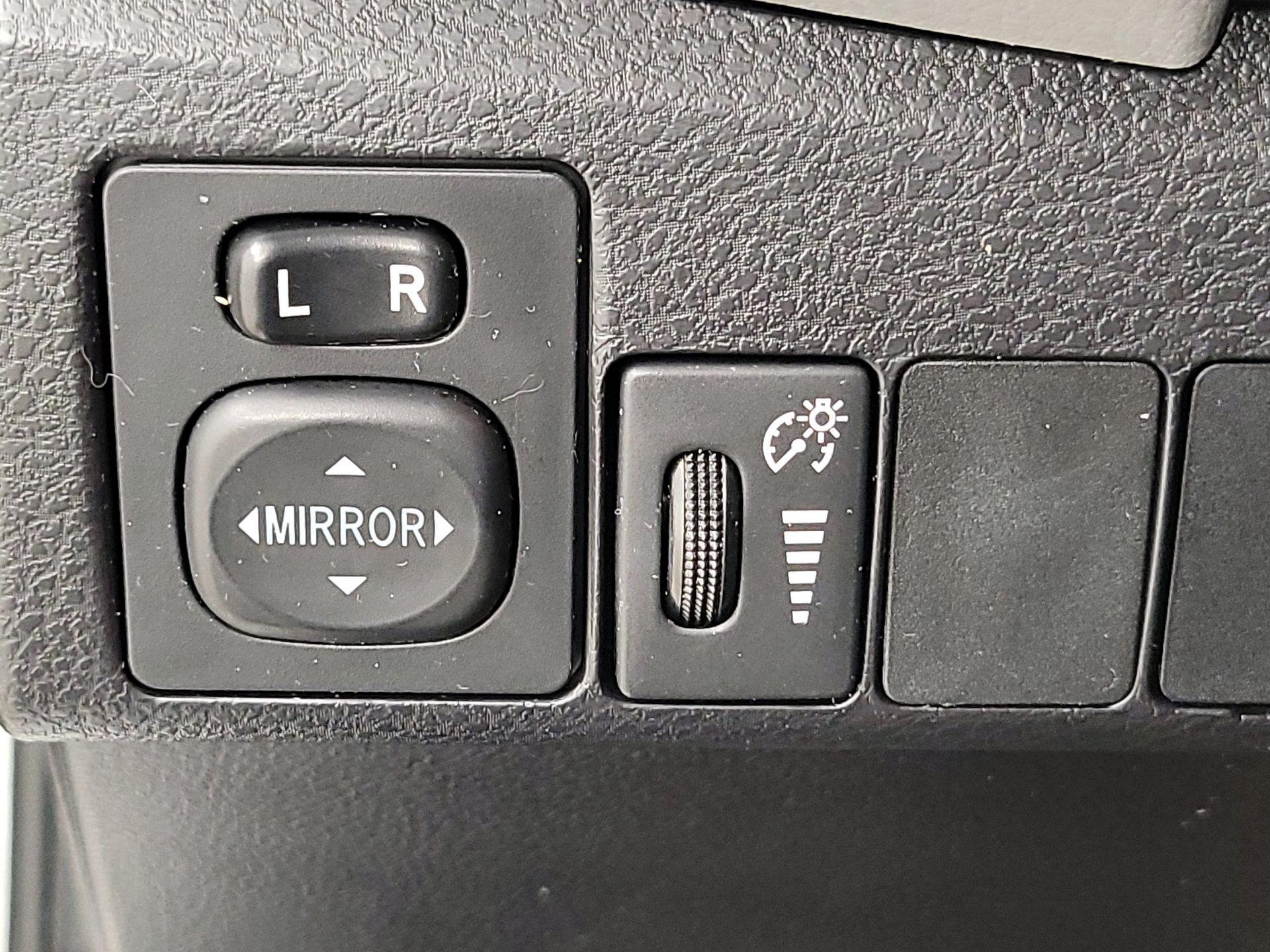 Thumbnail: 2014 Toyota Corolla - 13