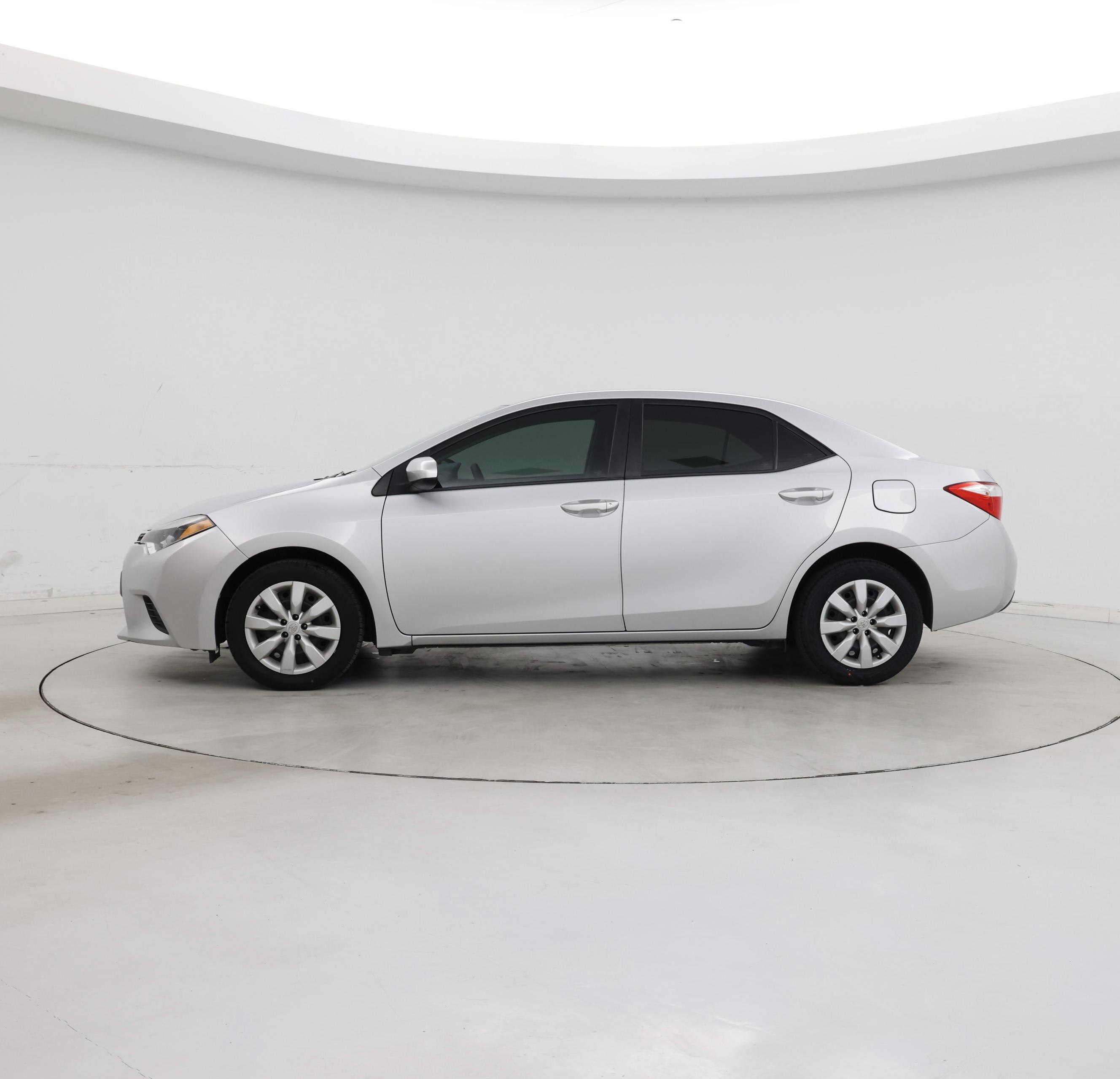 Thumbnail: 2014 Toyota Corolla - 3