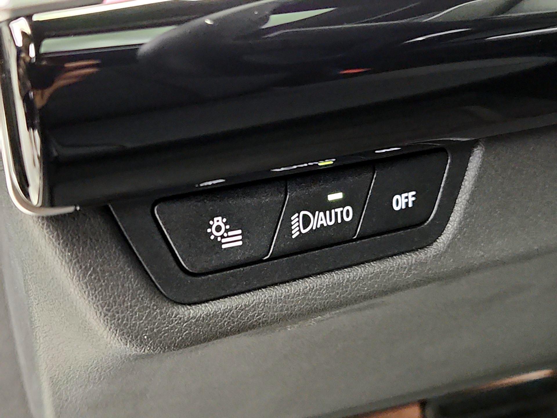 Thumbnail: 2025 BMW X1 - 13