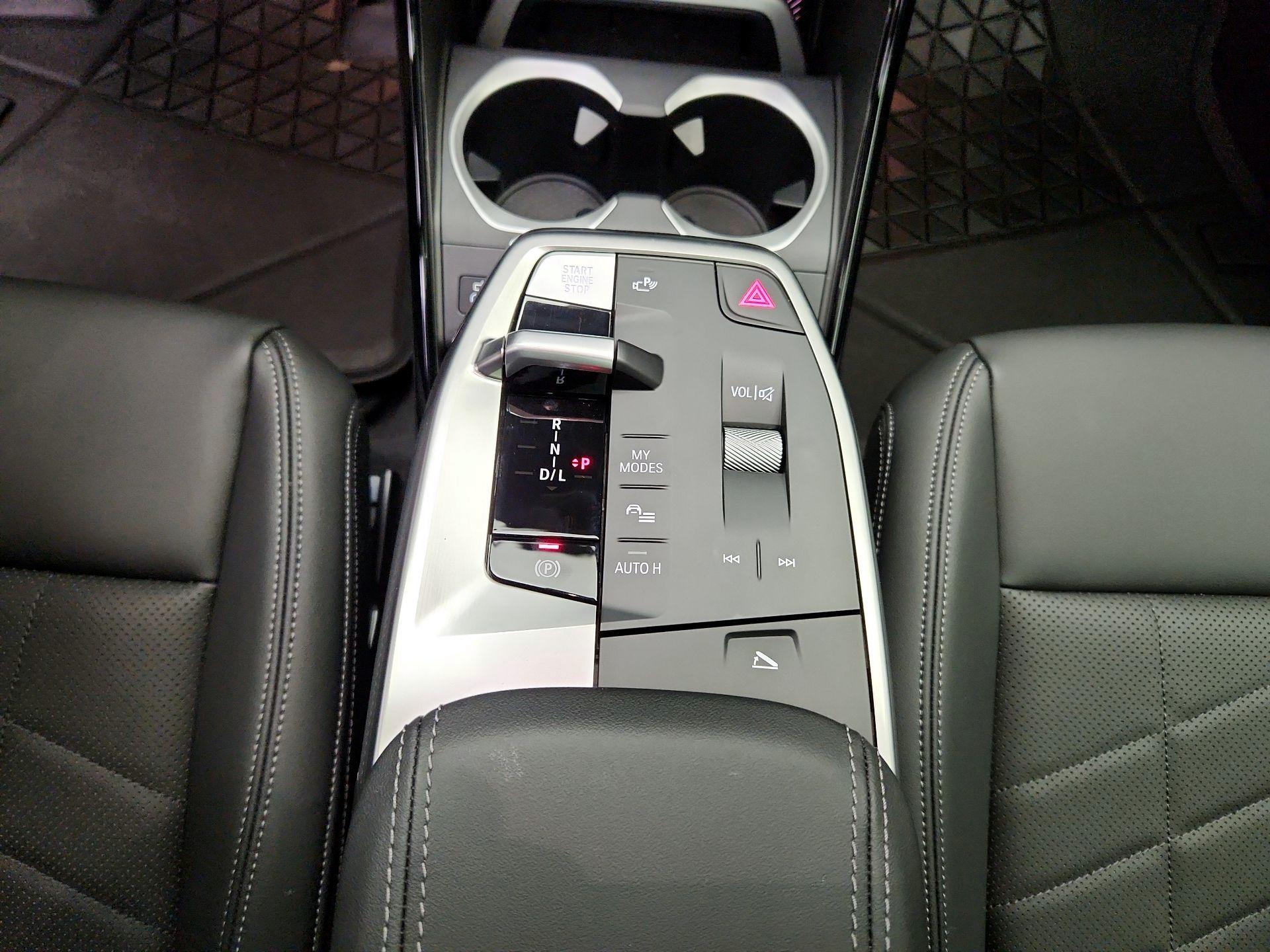 Thumbnail: 2025 BMW X1 - 17