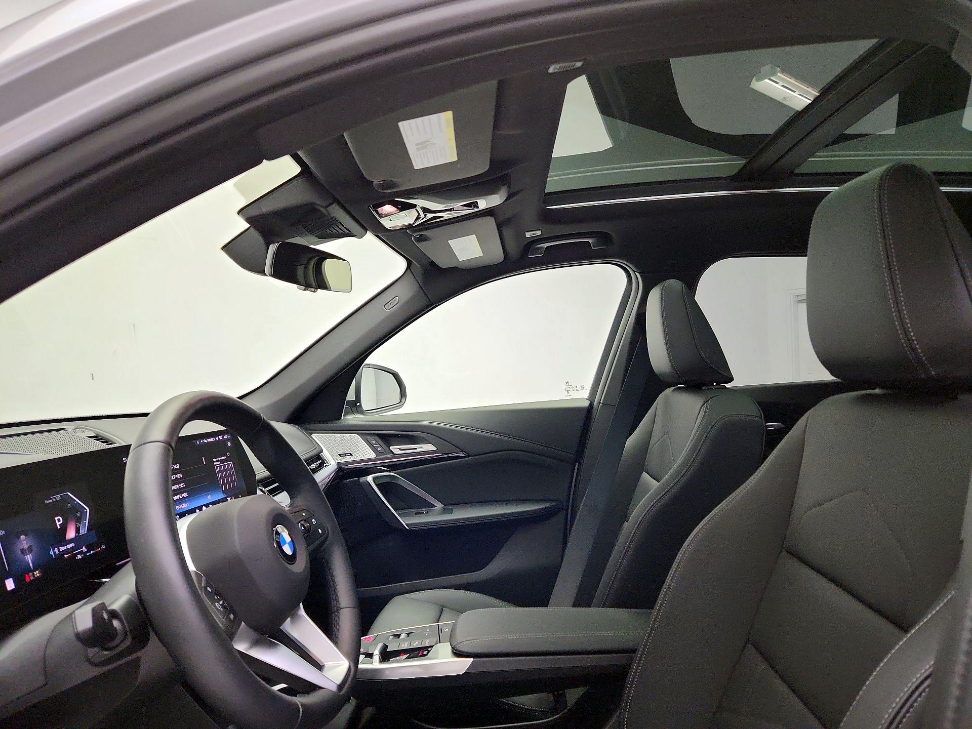 Thumbnail: 2025 BMW X1 - 19