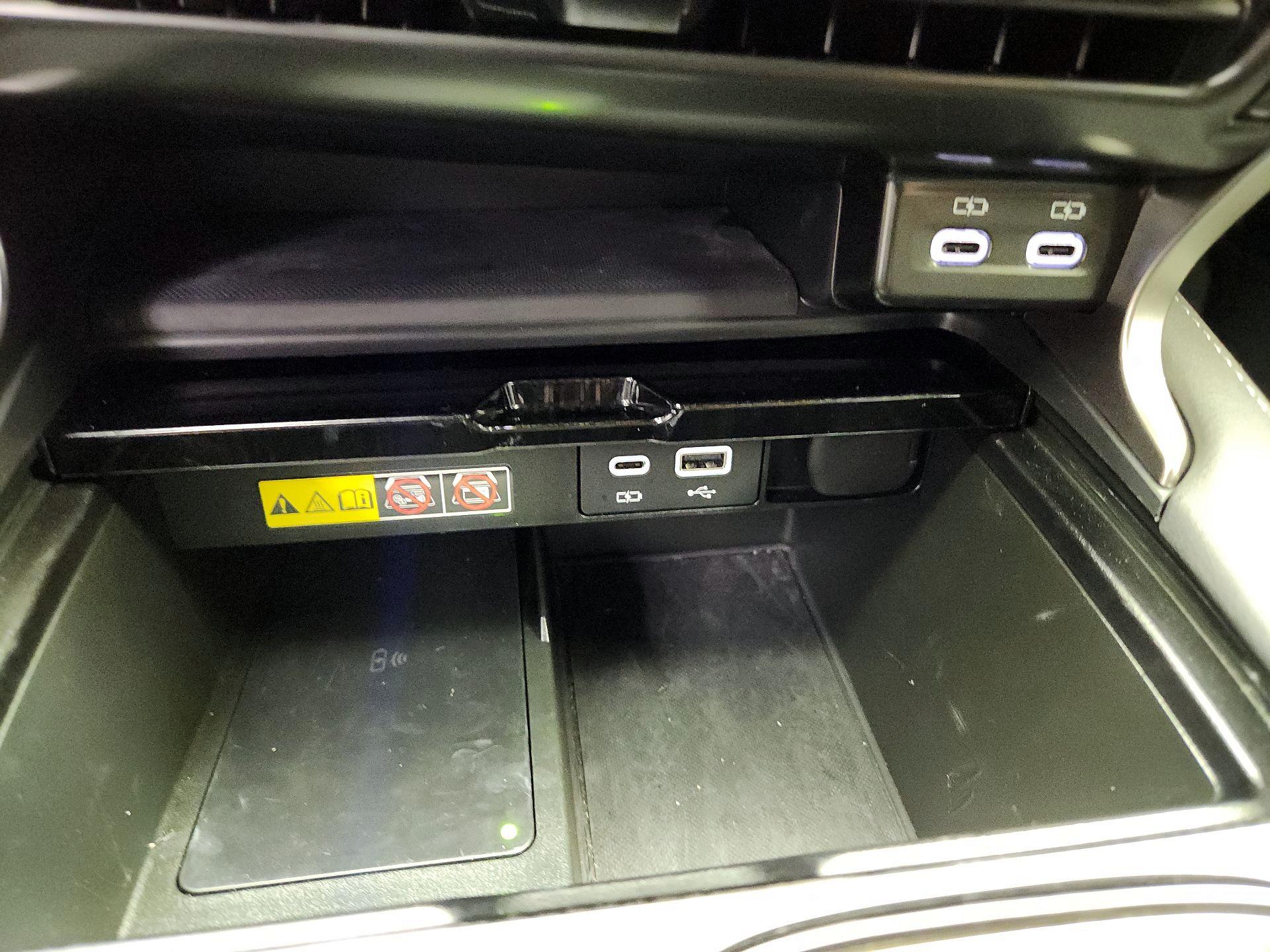 Thumbnail: 2024 Lexus RX - 19