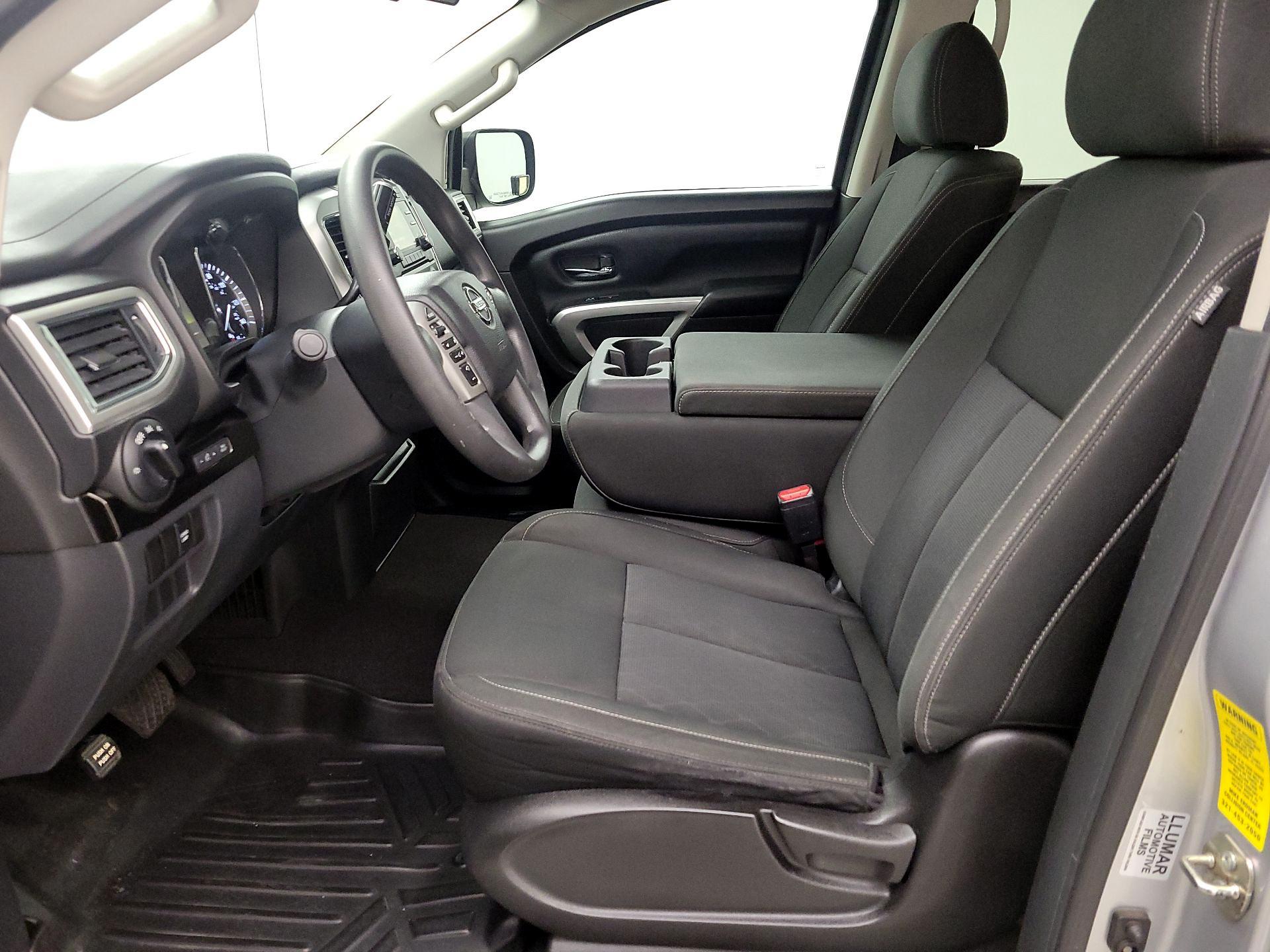 Thumbnail: 2017 Nissan Titan - 11