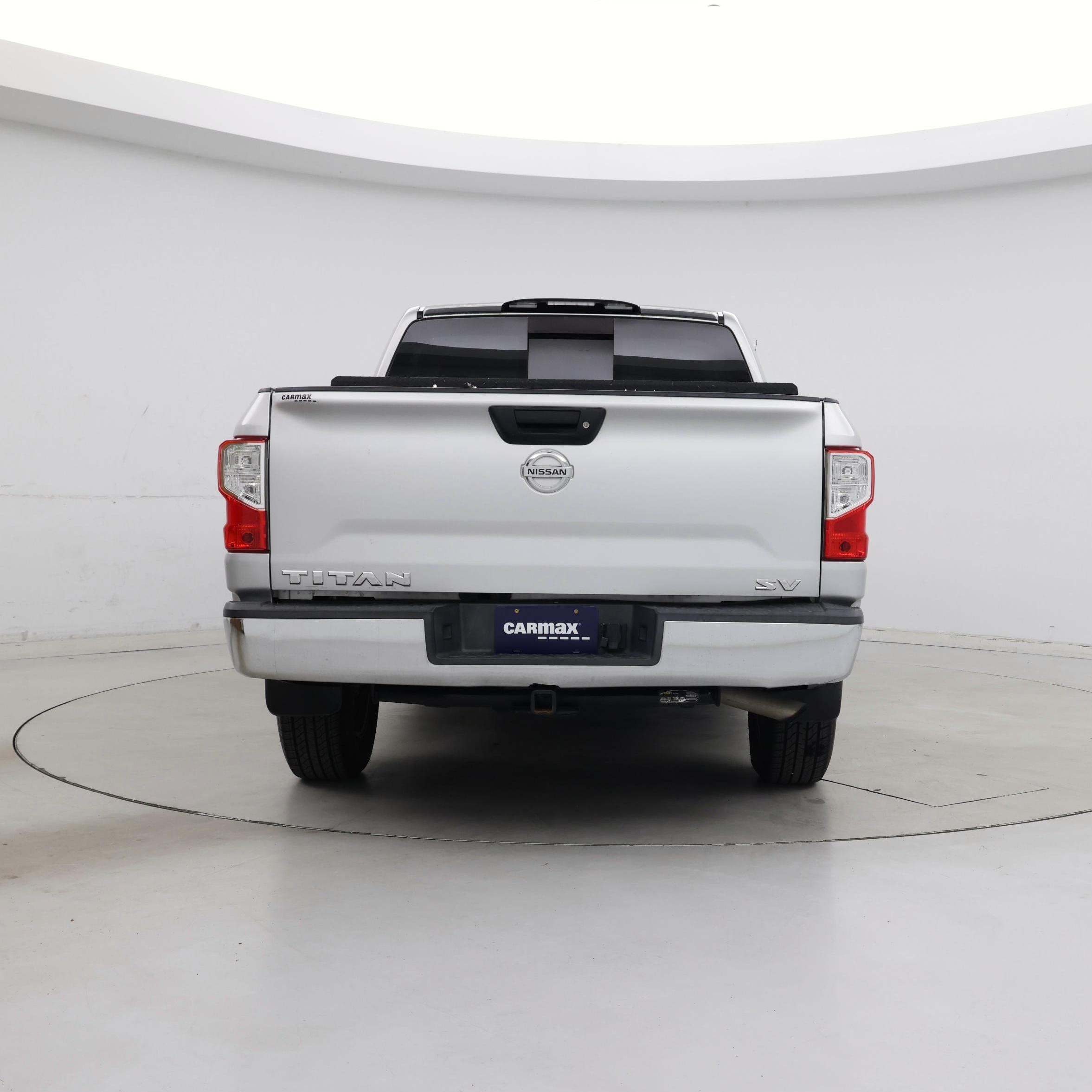 Thumbnail: 2017 Nissan Titan - 6