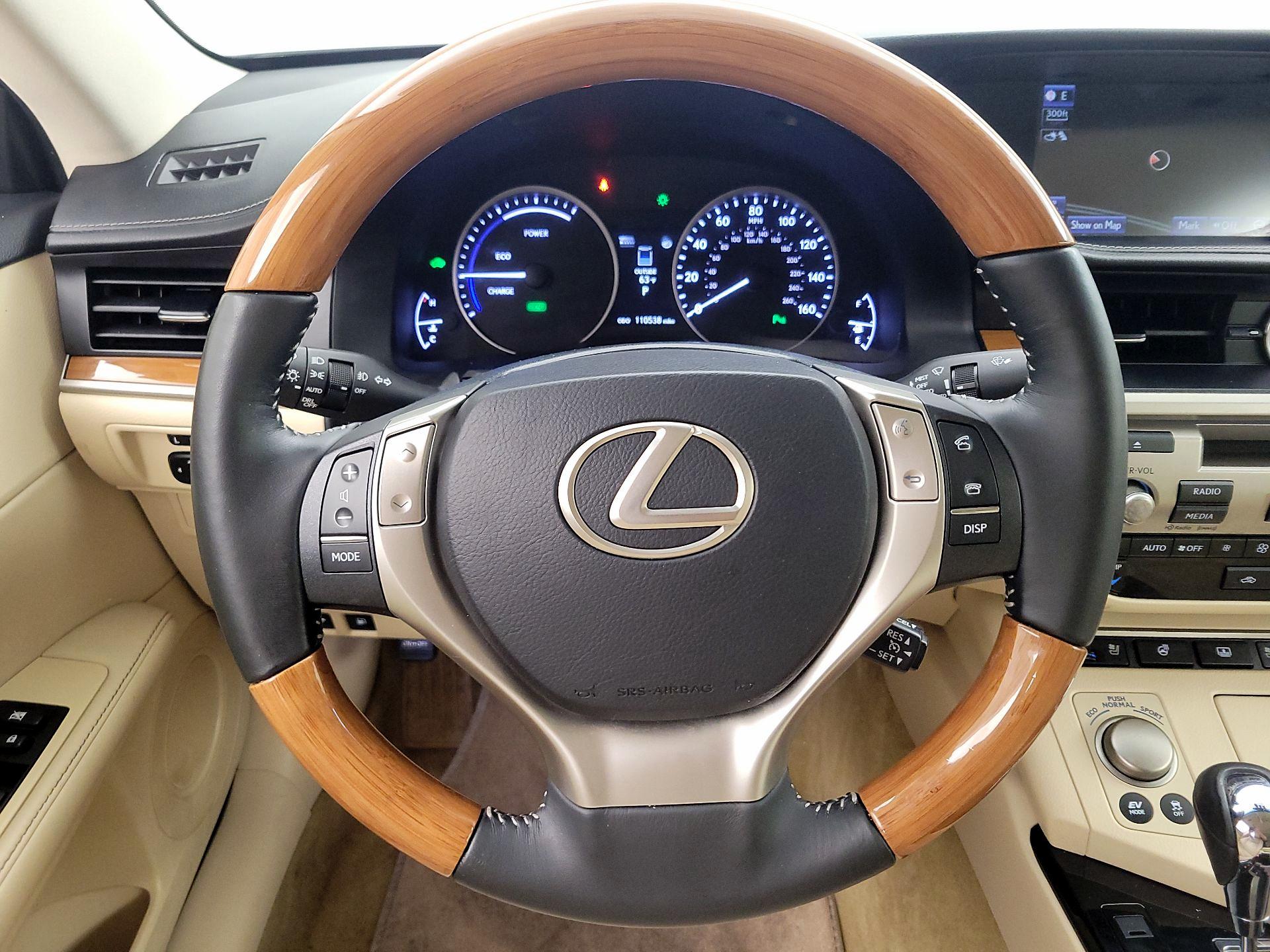 Thumbnail: 2014 Lexus ES - 10