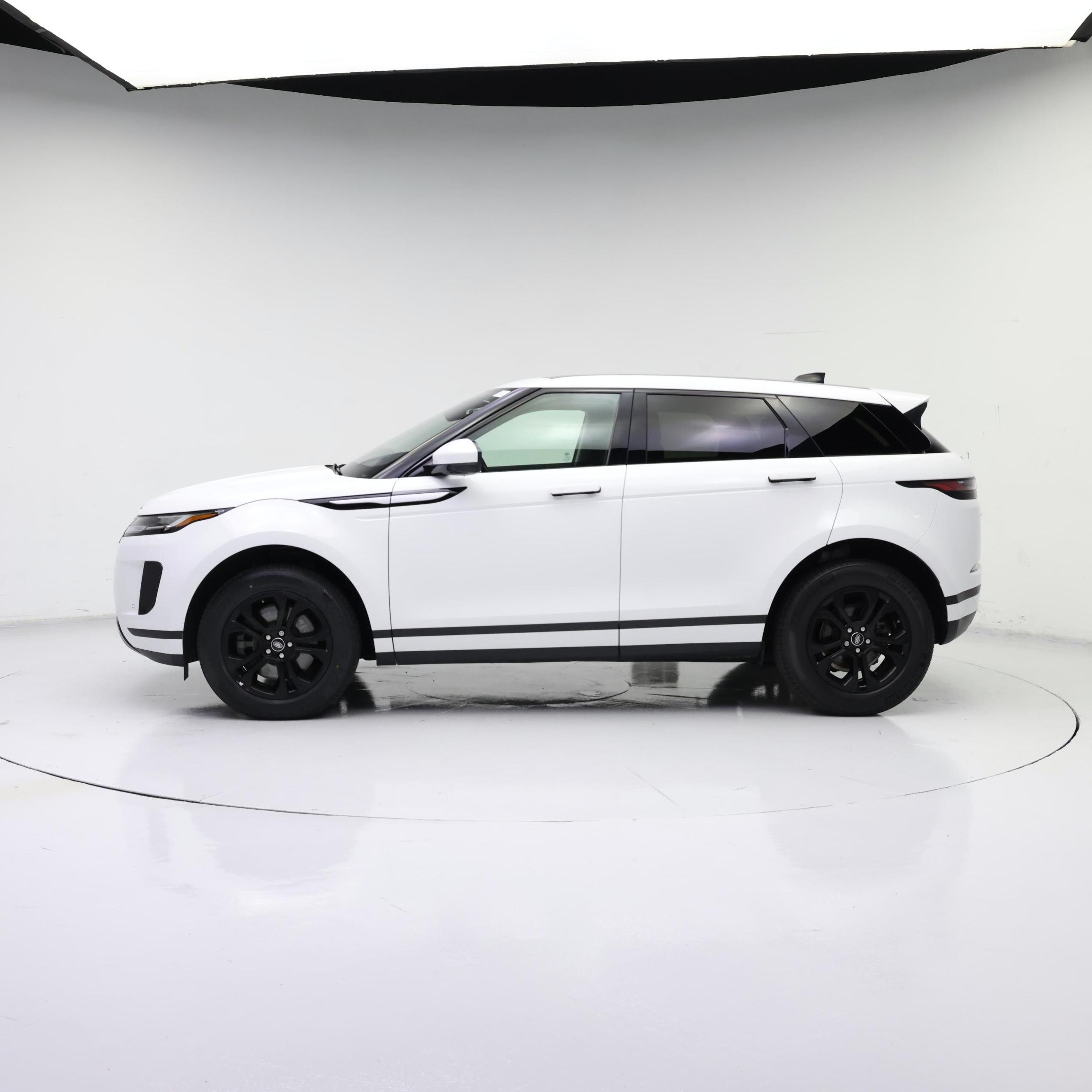 Thumbnail: 2020 Land Rover Range Rover Evoque - 3