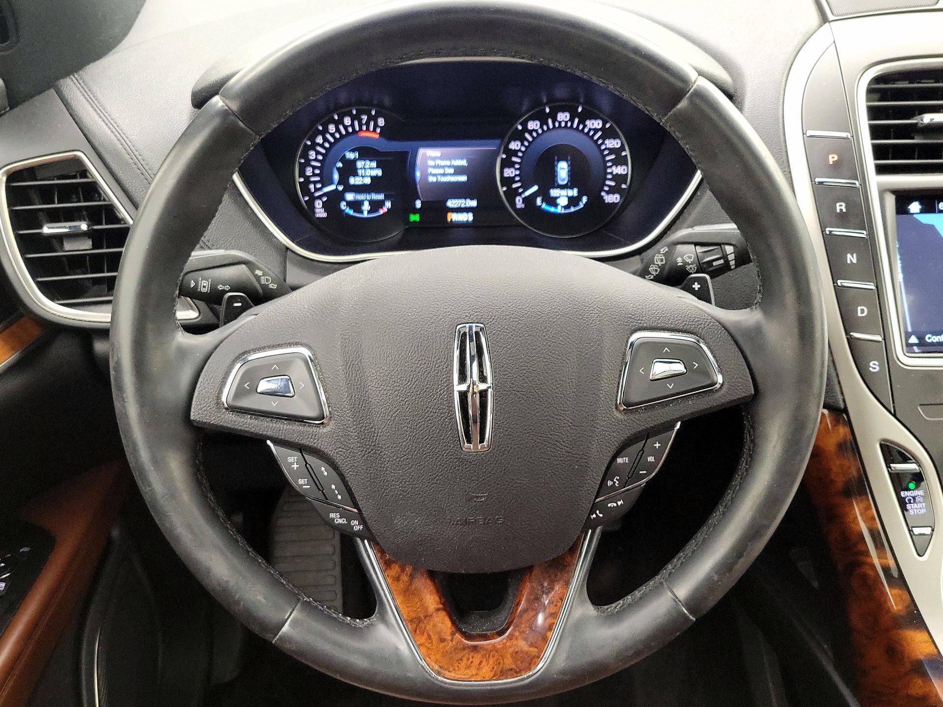 Thumbnail: 2016 Lincoln MKX - 10