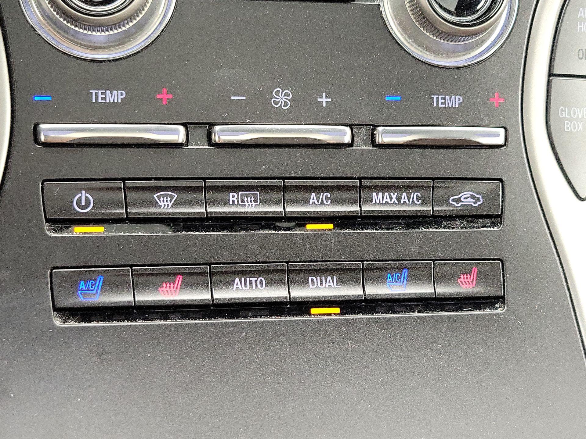 Thumbnail: 2016 Lincoln MKX - 17