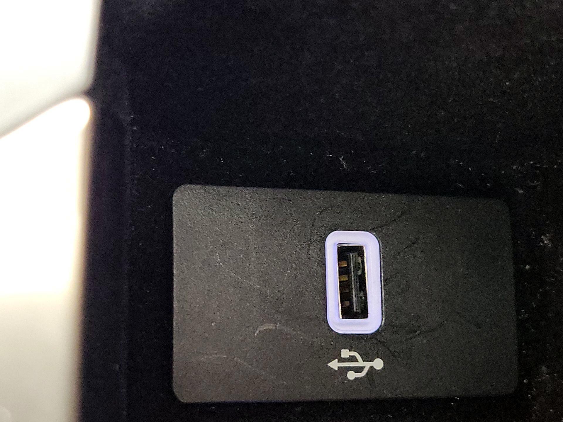 Thumbnail: 2016 Lincoln MKX - 19