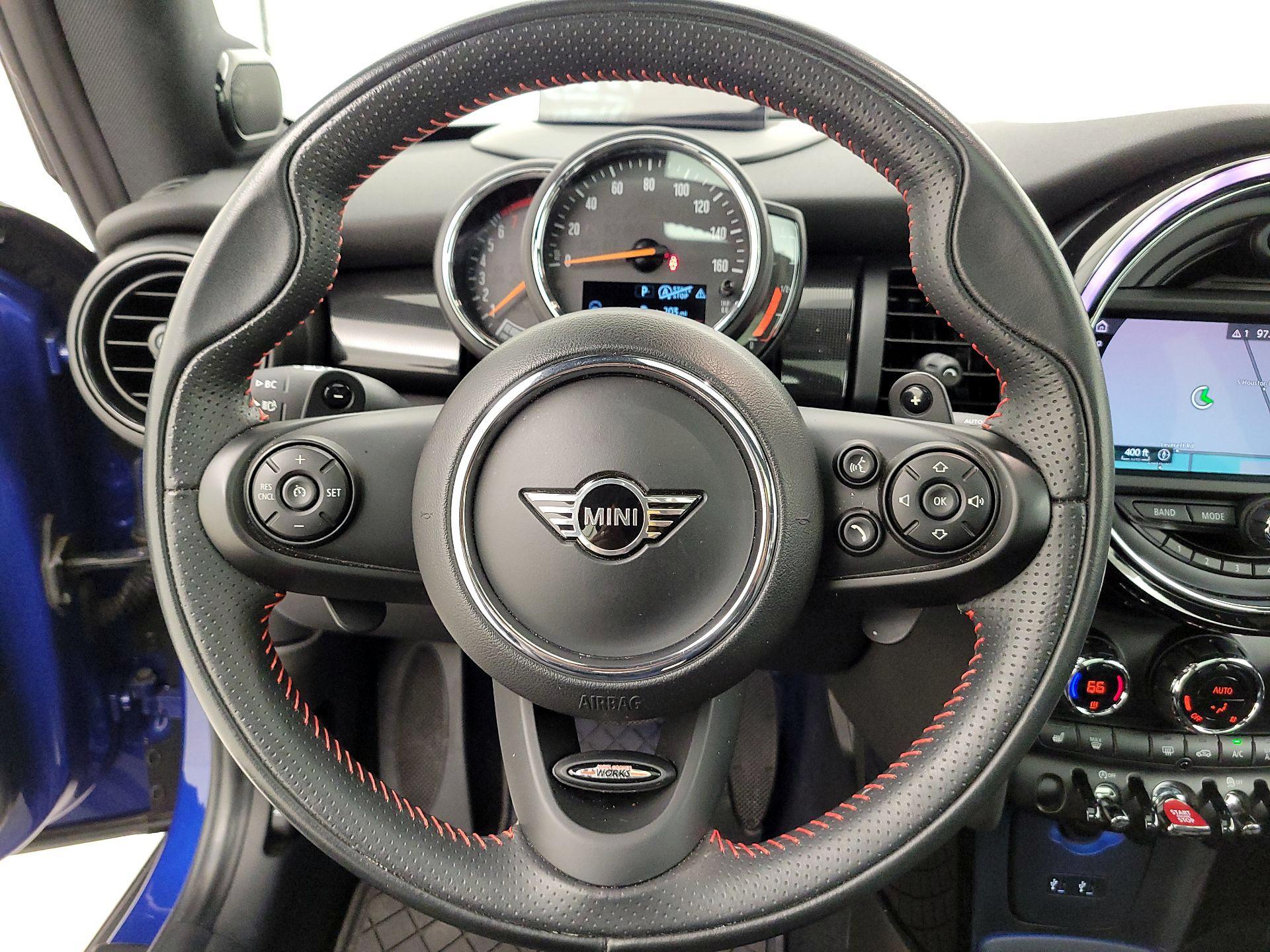 Thumbnail: 2020 MINI Cooper Hardtop - 10