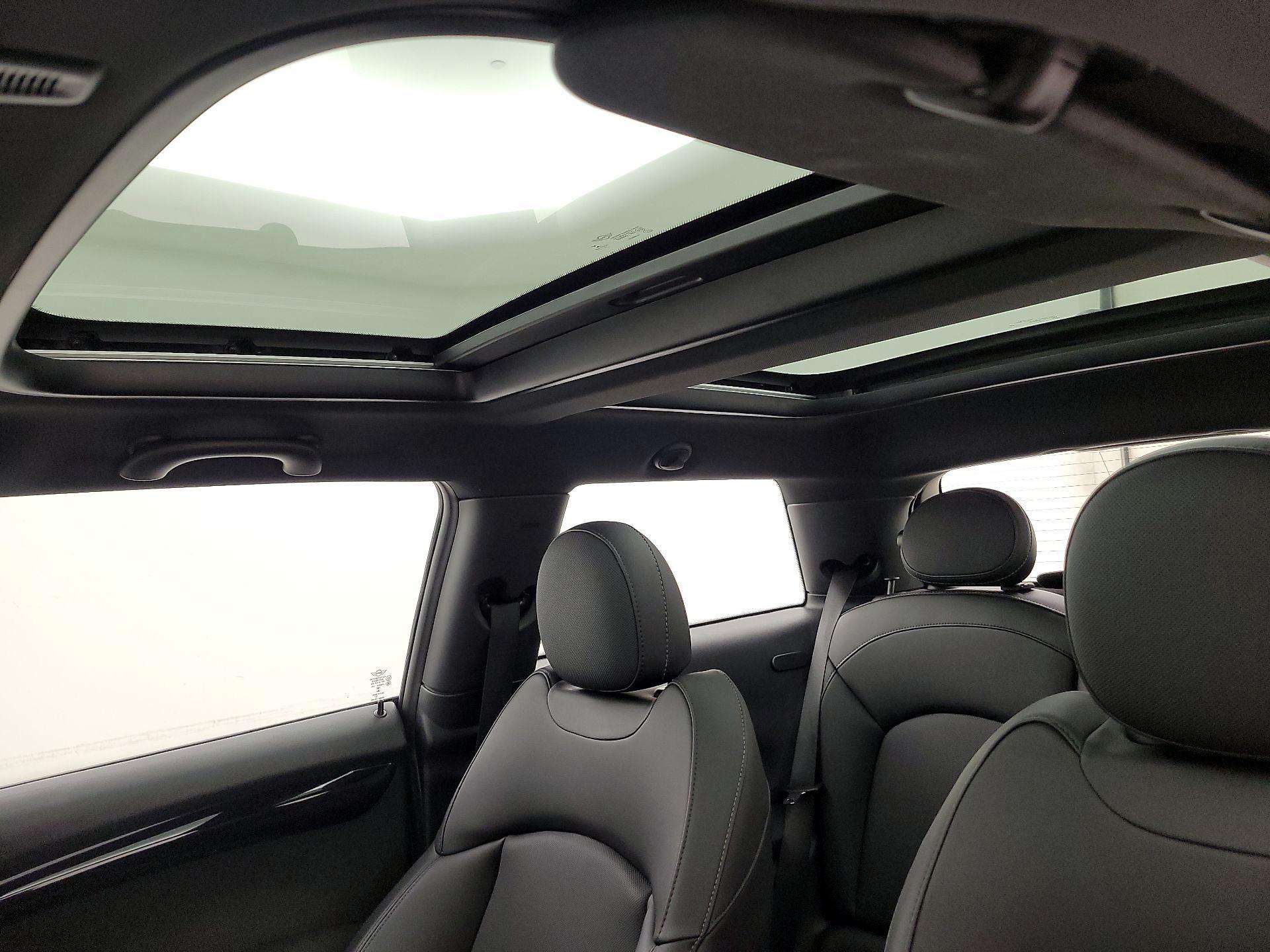 Thumbnail: 2020 MINI Cooper Hardtop - 20