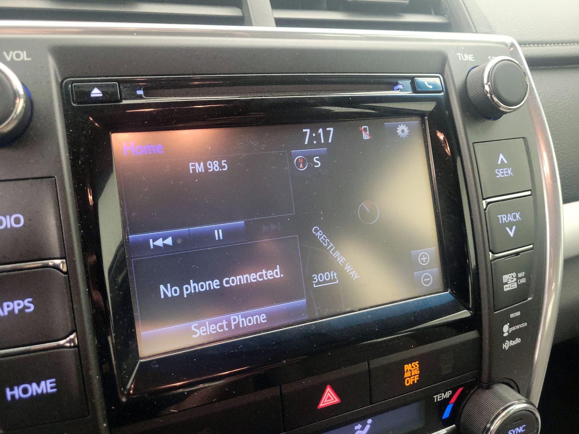 Thumbnail: 2015 Toyota Camry - 14