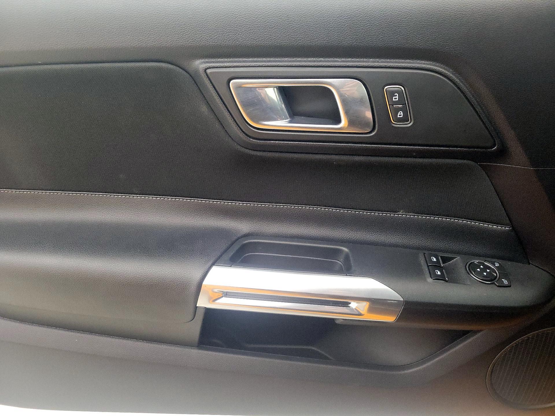 Thumbnail: 2018 Ford Mustang - 12