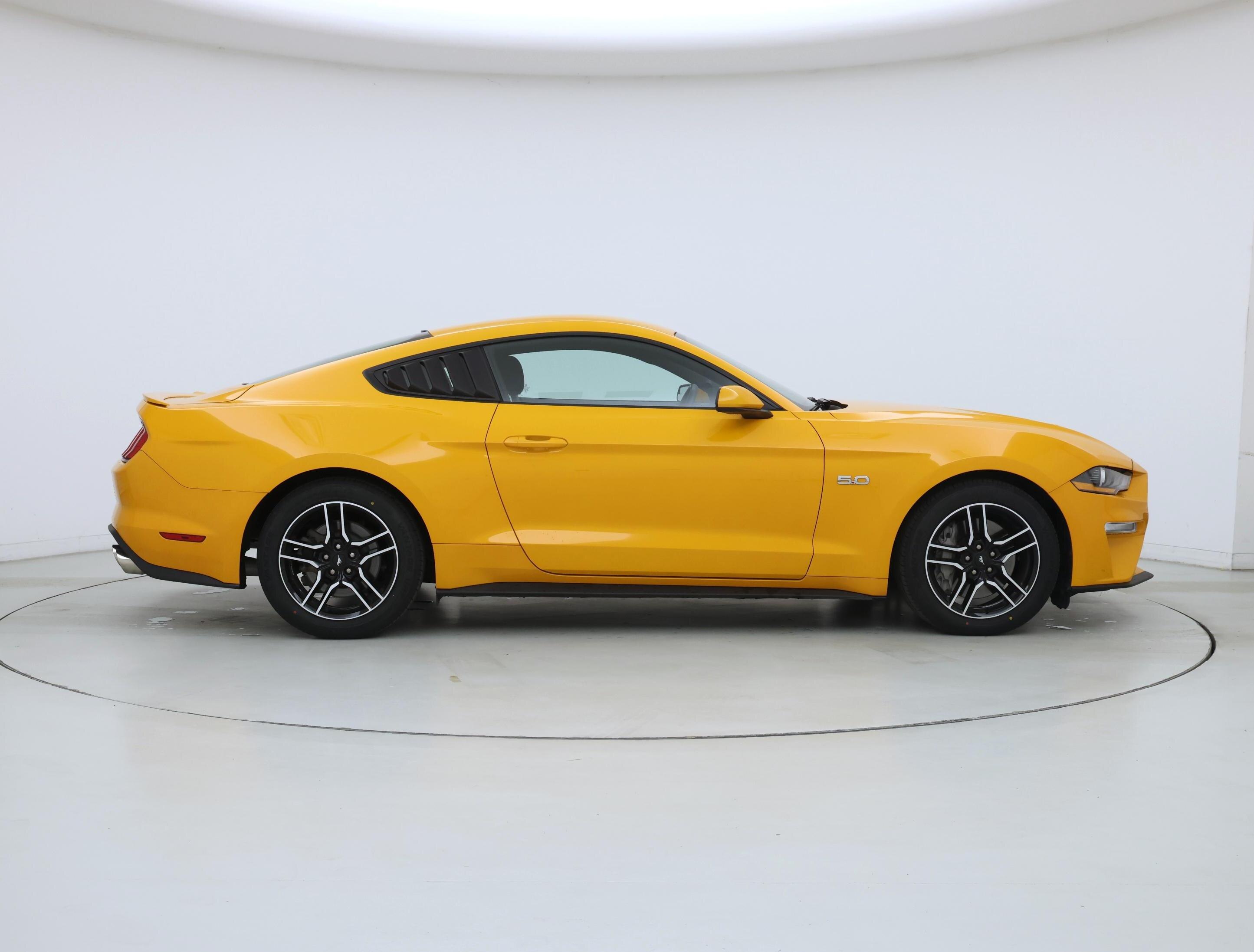 Thumbnail: 2018 Ford Mustang - 7