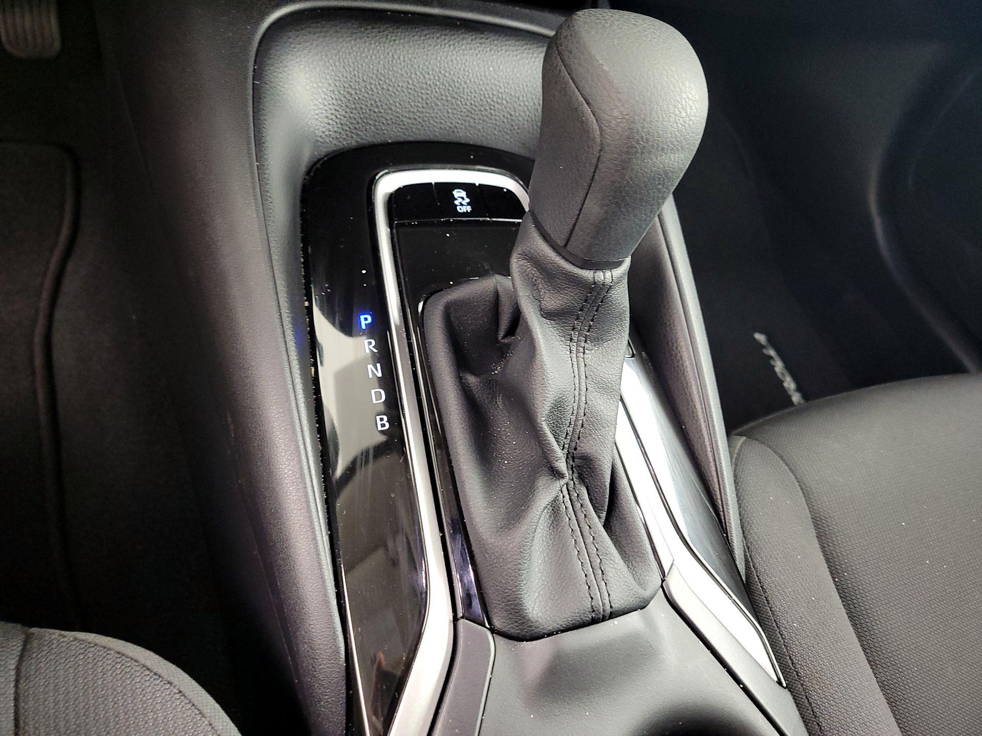 Thumbnail: 2025 Toyota Corolla - 18