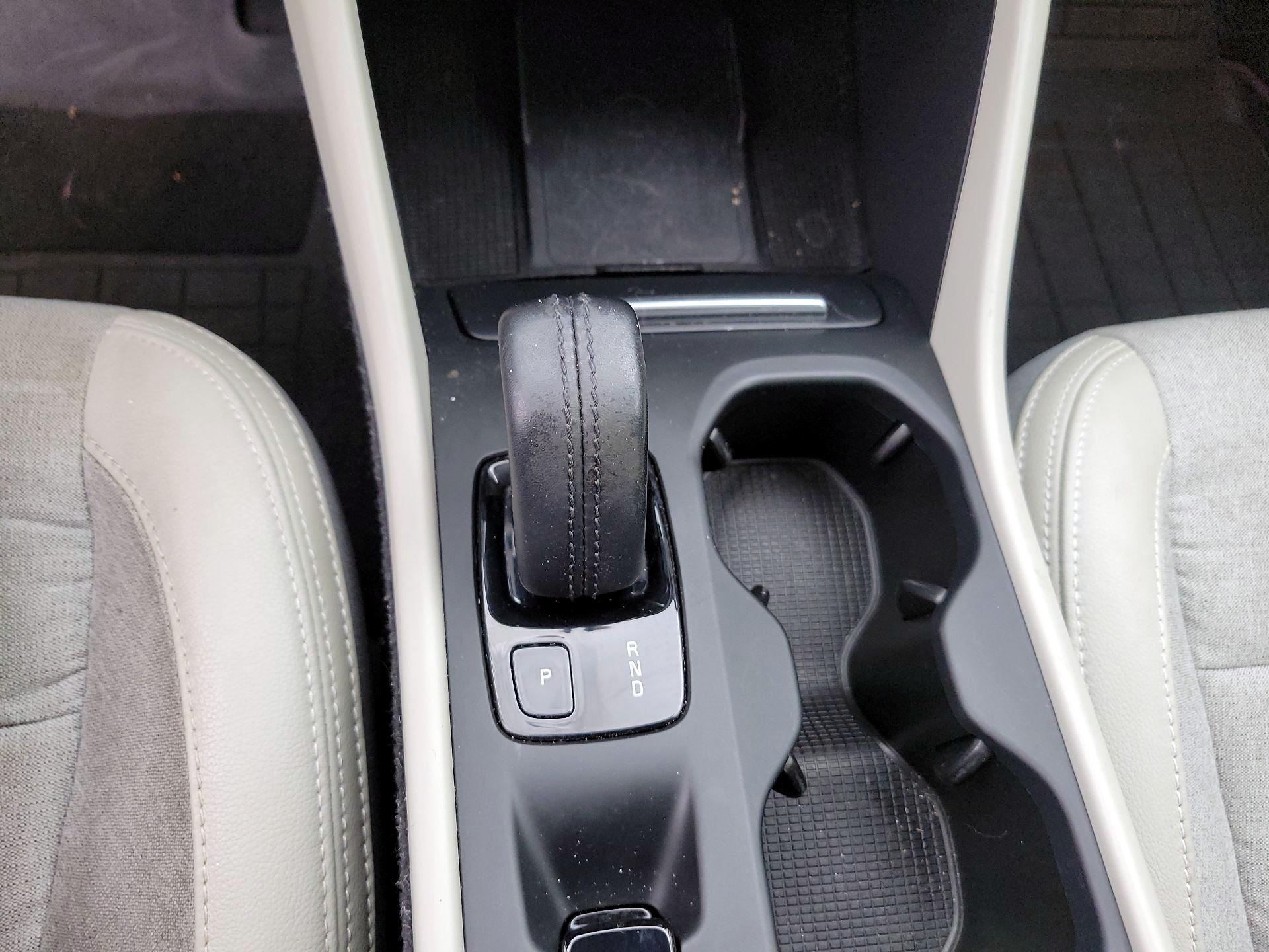 Thumbnail: 2020 Volvo XC40 - 18