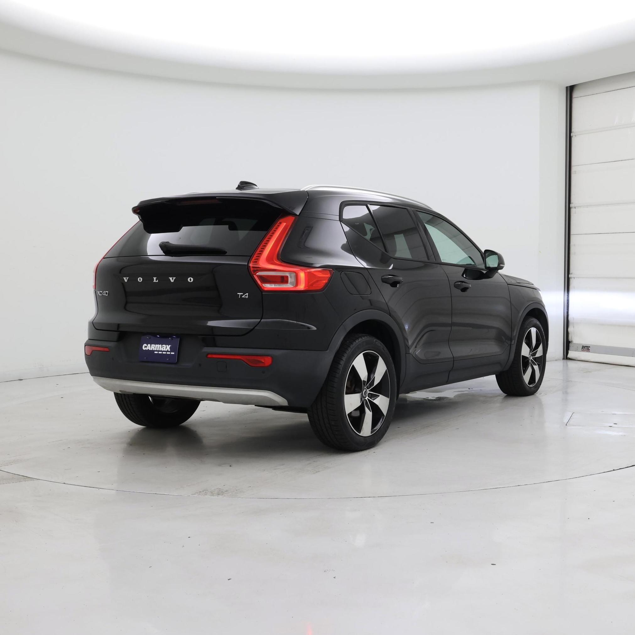 Thumbnail: 2020 Volvo XC40 - 8