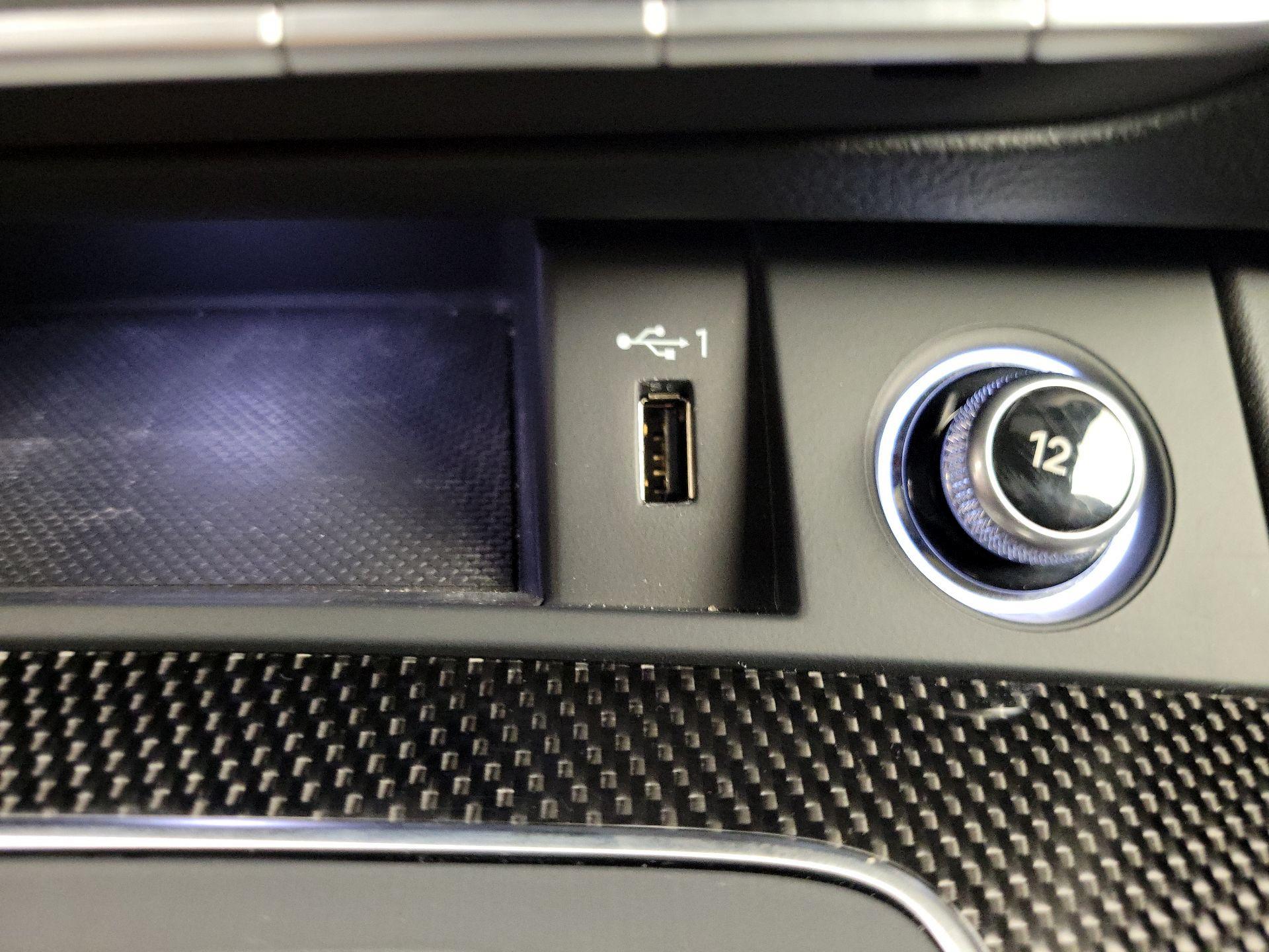 Thumbnail: 2019 Audi SQ5 - 19