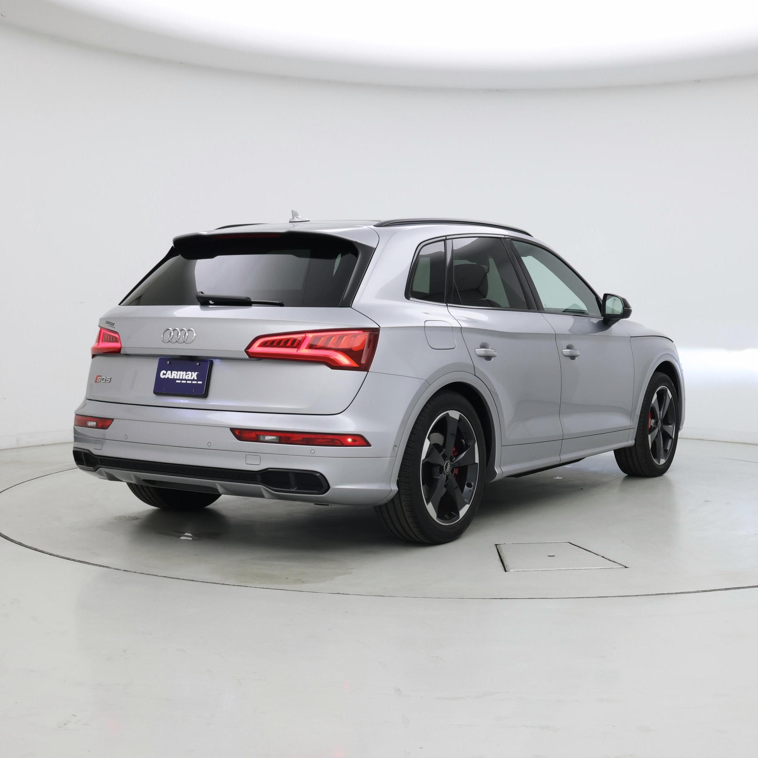 Thumbnail: 2019 Audi SQ5 - 8