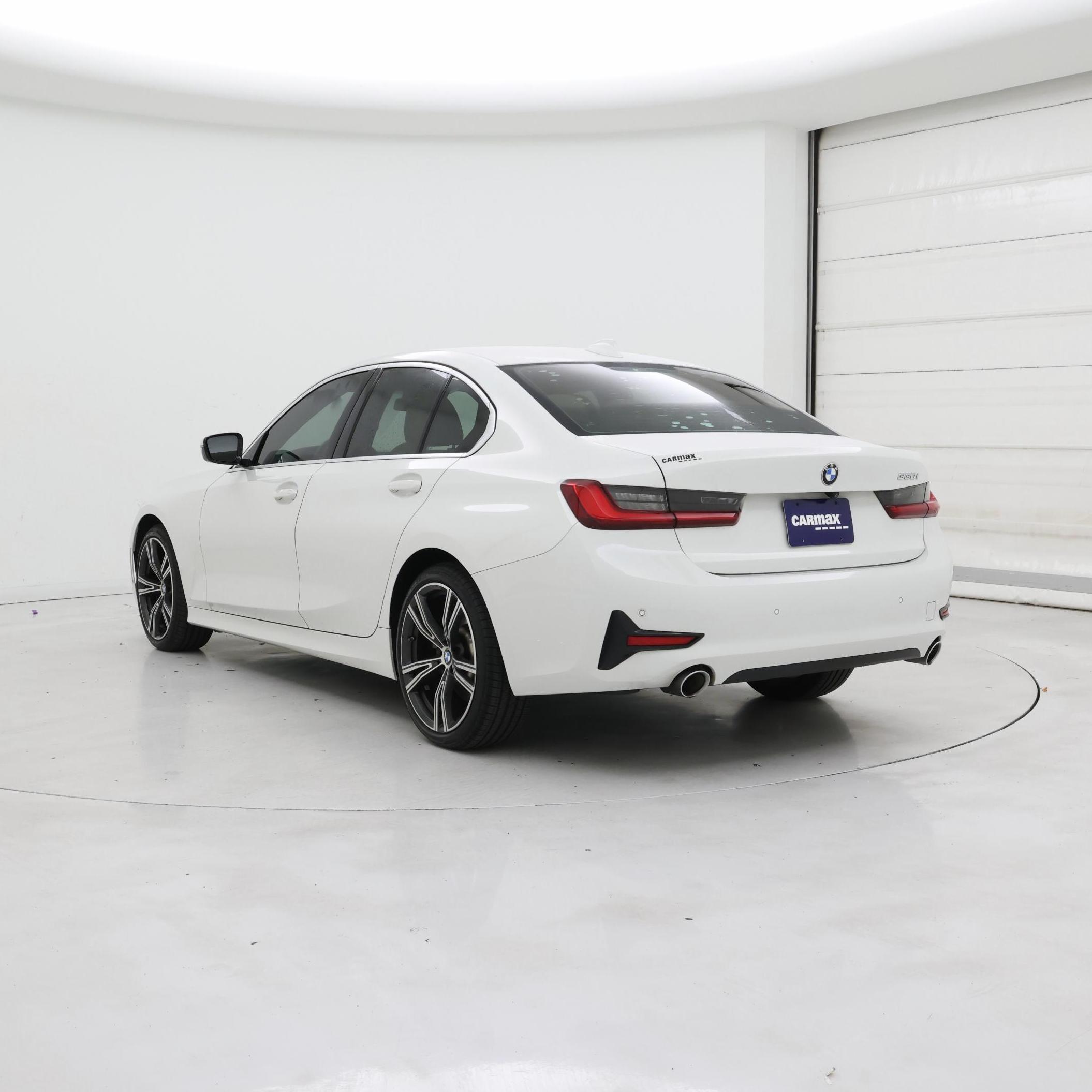 Thumbnail: 2021 BMW 3 Series - 2