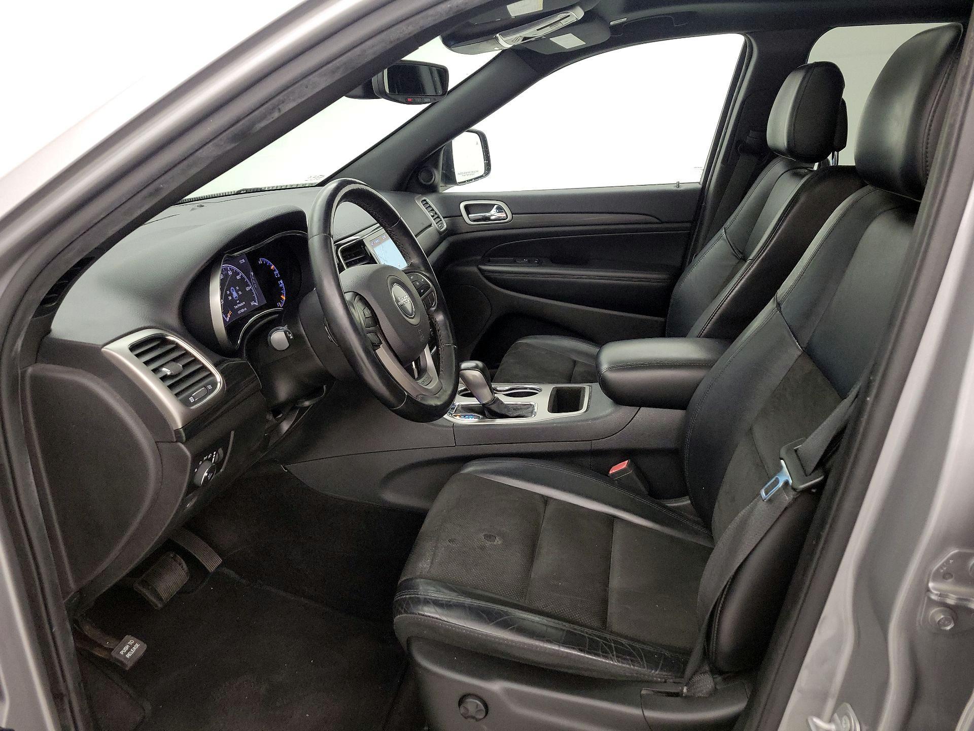 Thumbnail: 2019 Jeep Grand Cherokee - 11